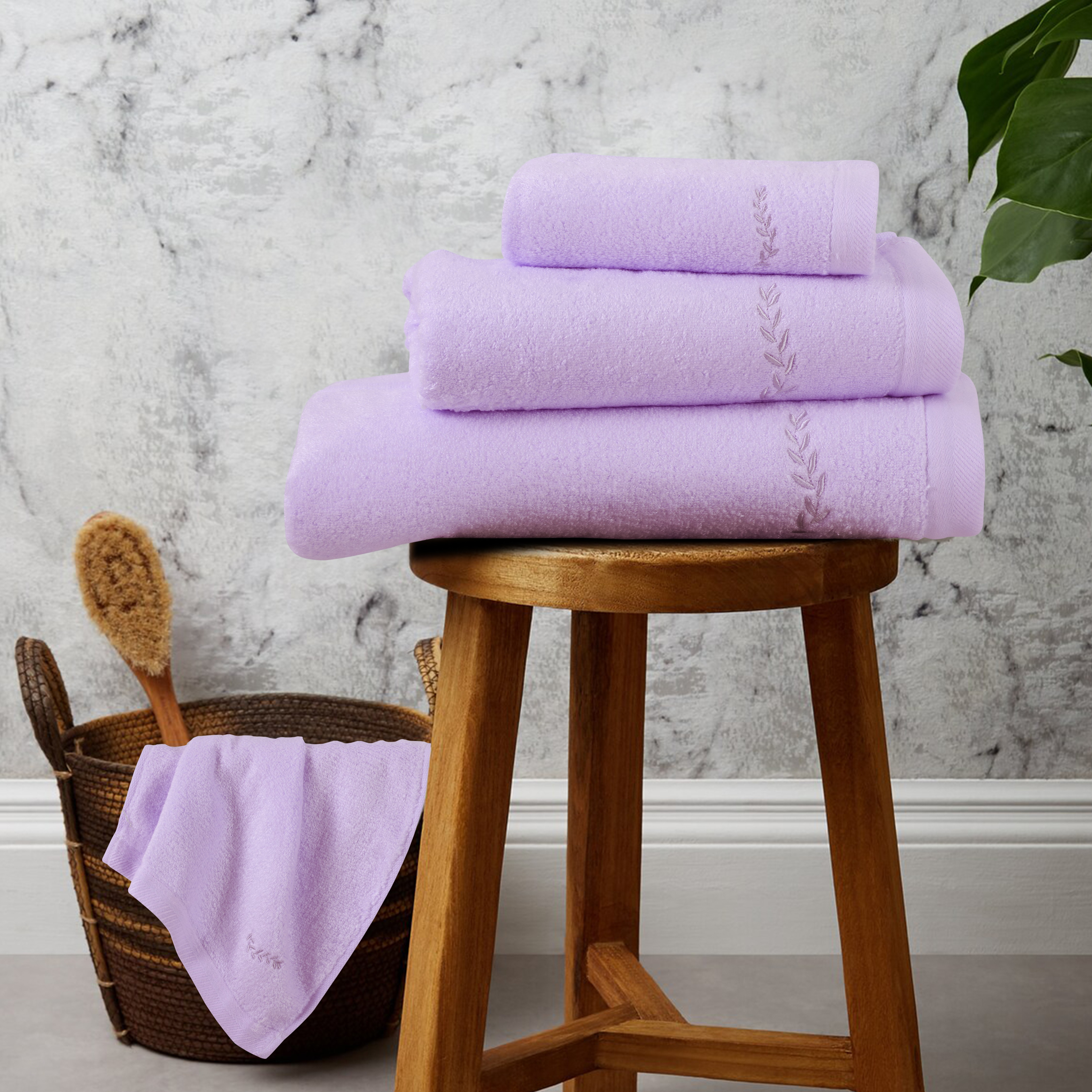 LuxeLoop BamBoo Light Purple Towel