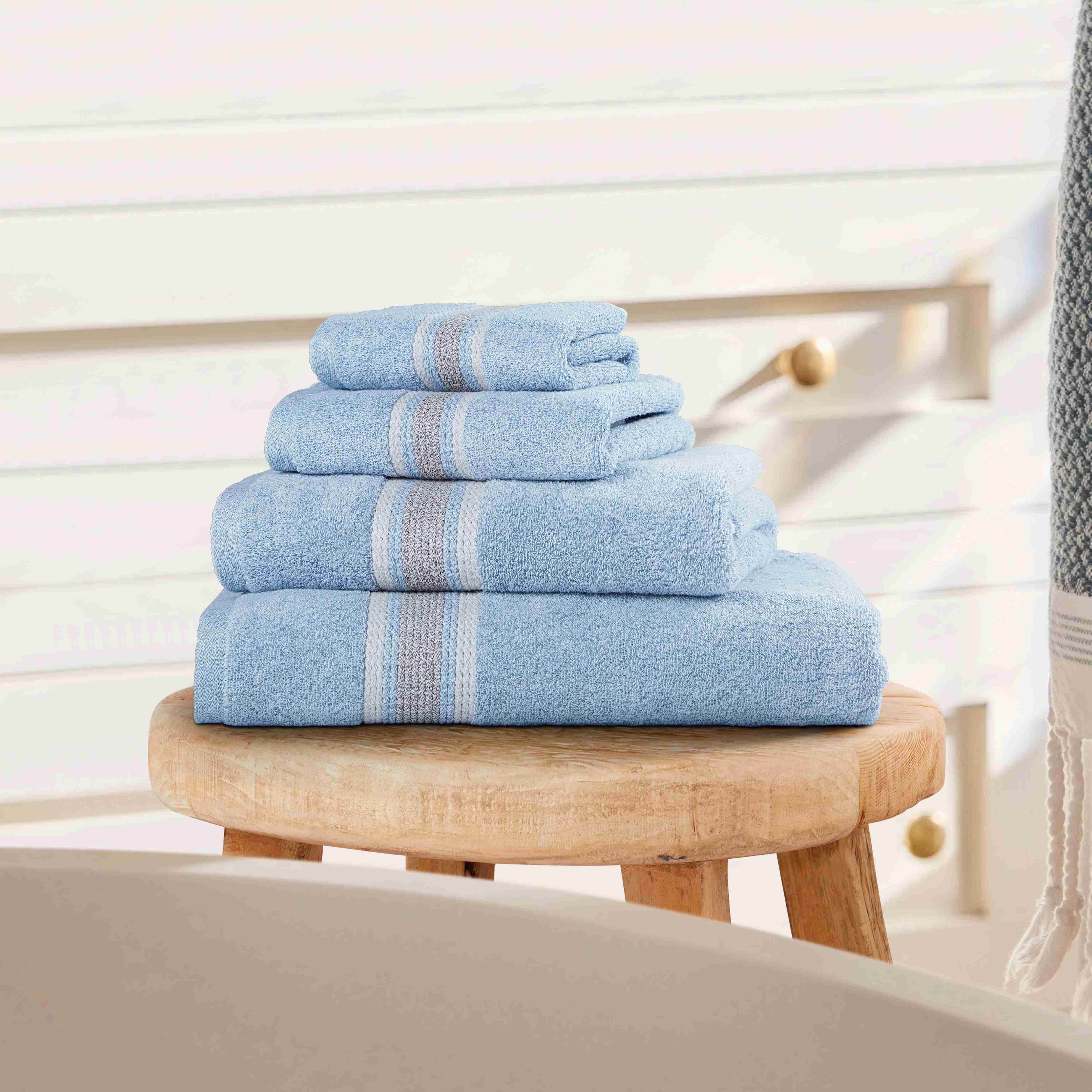 SnugsPun BamBoo Blue Towel