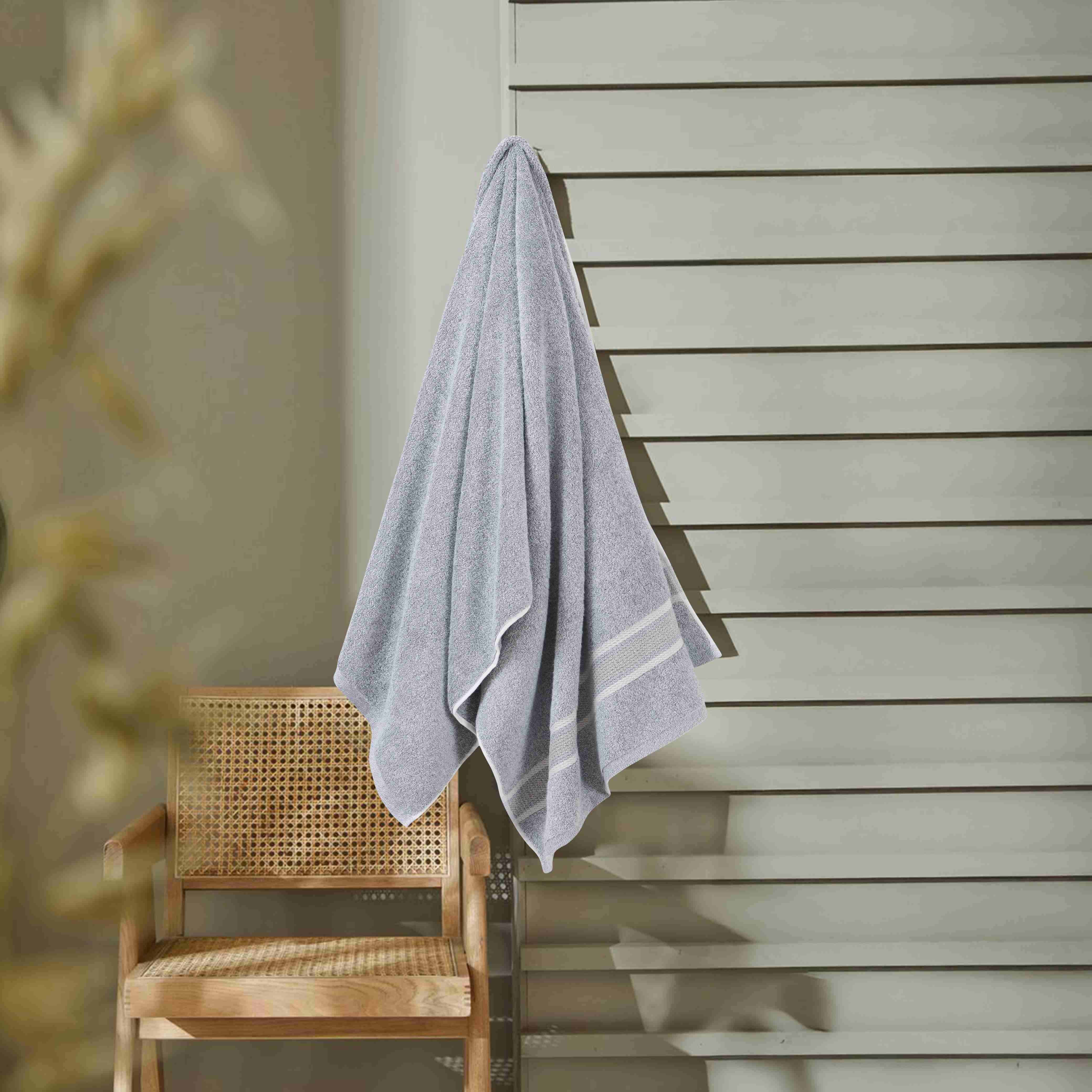 SnugsPun BamBoo Grey Towel