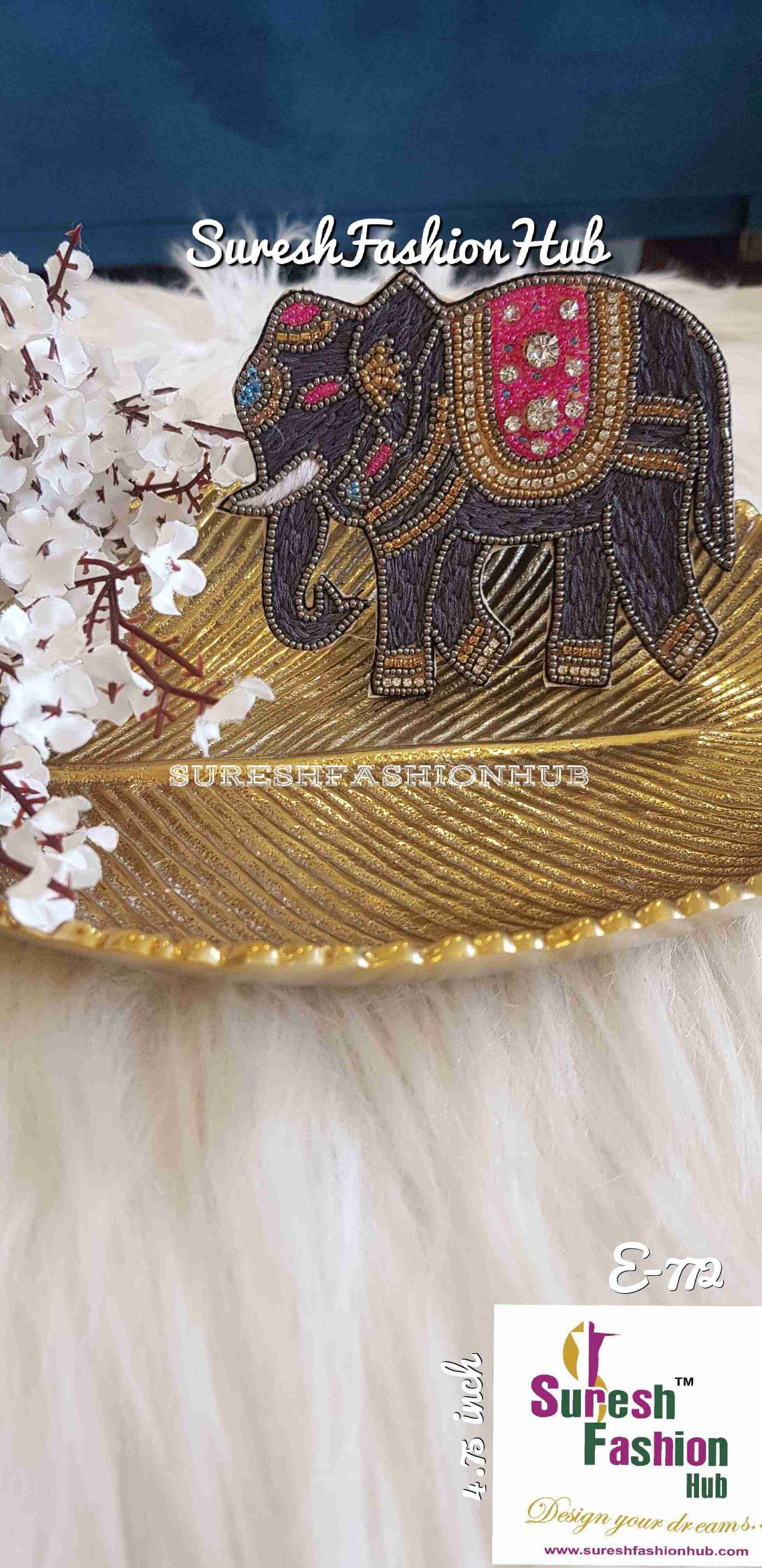 Indian Laces Embellishments Embroidery Saree Border Wholesale Silk Crafting Sewing Decorative Designer Ribbons #Blackborder  #Fancylaces #Decorativetrims #Embroideredborder #Sewingtrims #テープ #minne #lndianlaces #Sareeborder #アニー都城 #pasamanerías #pasamaneriasbordadas #Embellishments #可愛いマスク #Embroiderytrimmings #アクセサリー
