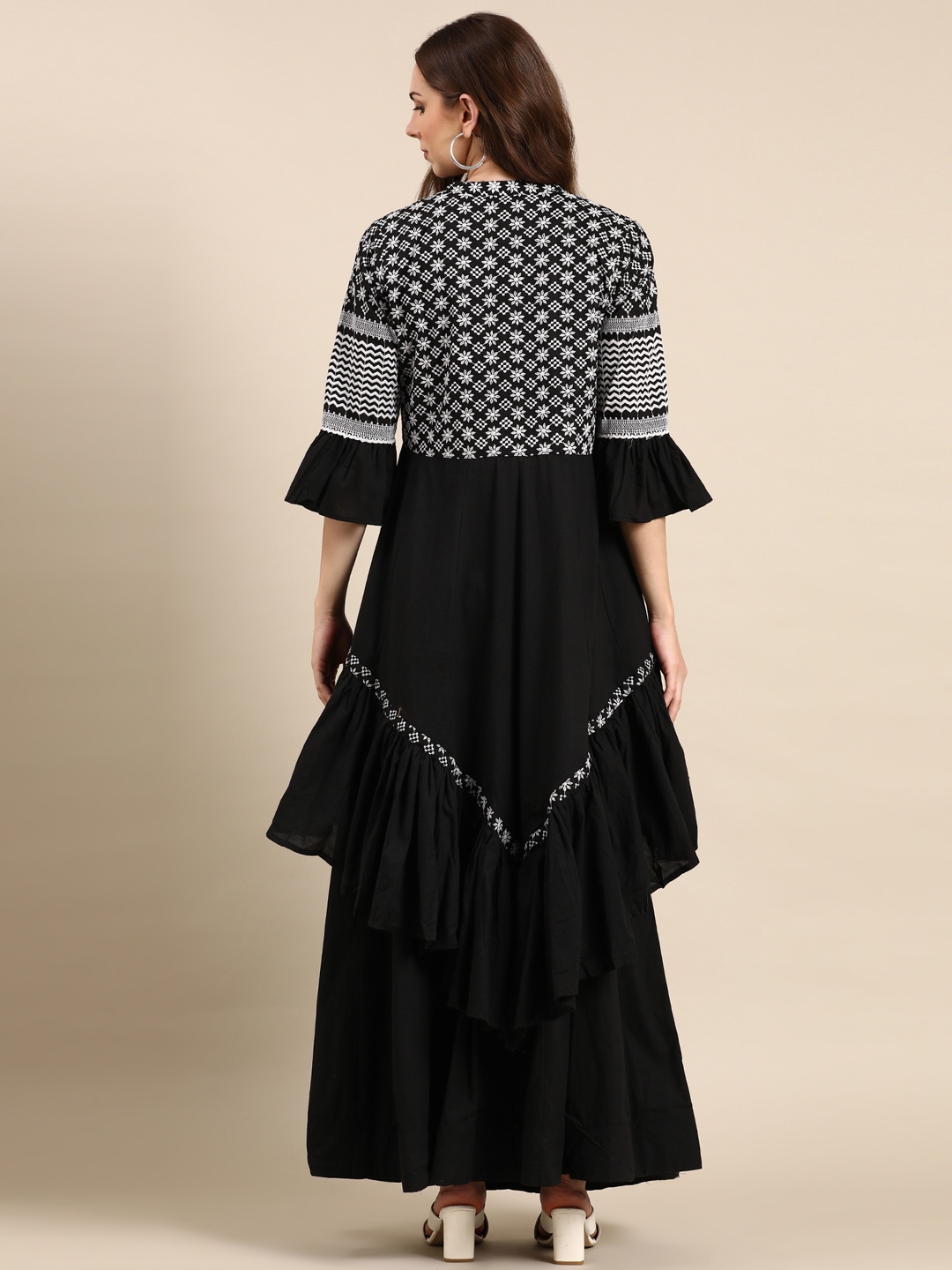 Showoff | SHOWOFF Women's Mandarin Collar Embroidered Black Kurta set 4