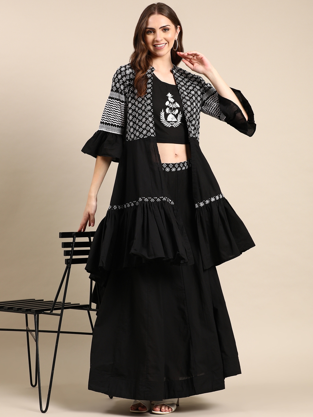 Showoff | SHOWOFF Women's Mandarin Collar Embroidered Black Kurta set 5