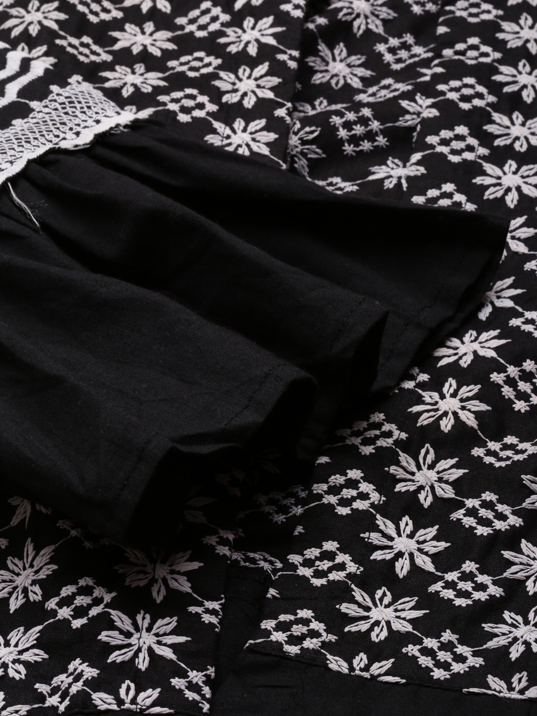 Showoff | SHOWOFF Women's Mandarin Collar Embroidered Black Kurta set 2