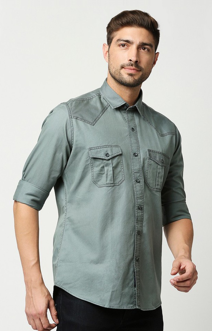 EVOQ | EVOQ's Shiny Green Full Sleeves Cotton Casual Shirt with Double Flap Pocket for Men 2