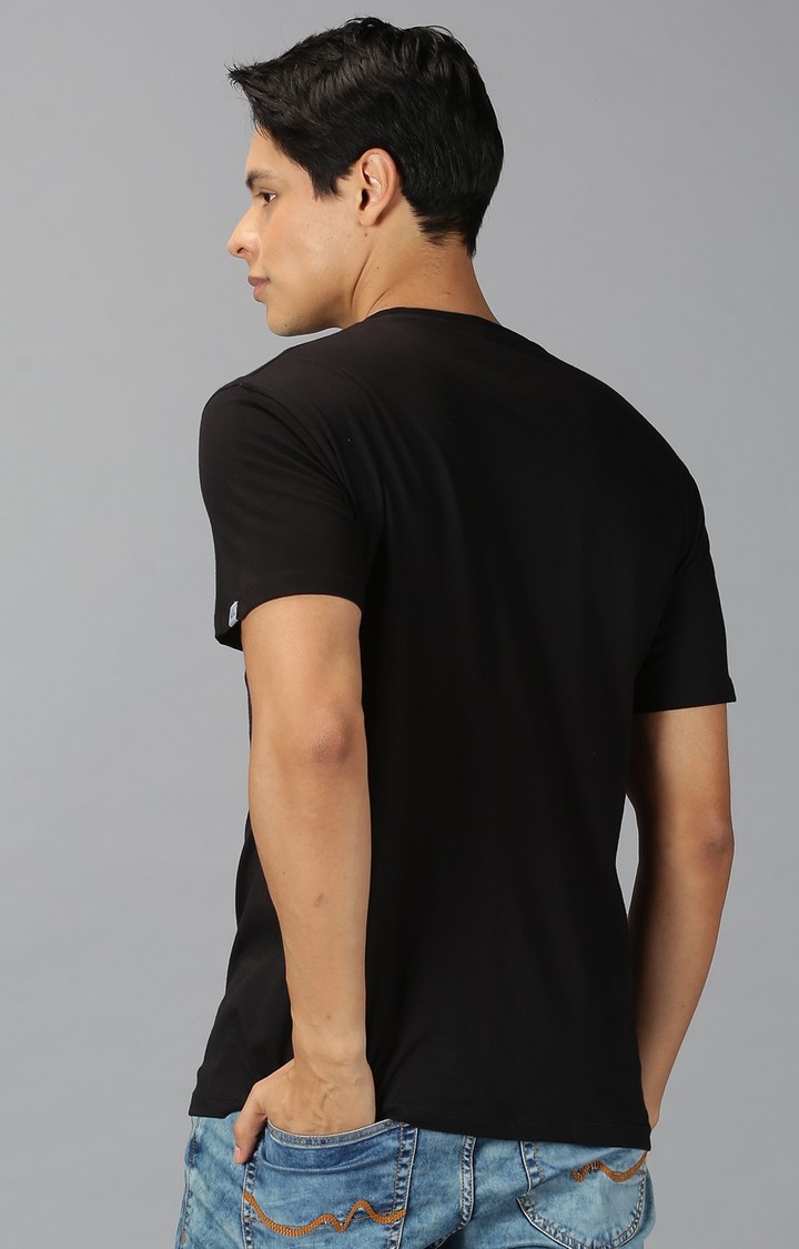 UrGear | UrGear Printed Men Crew Neck Black T-Shirt 4