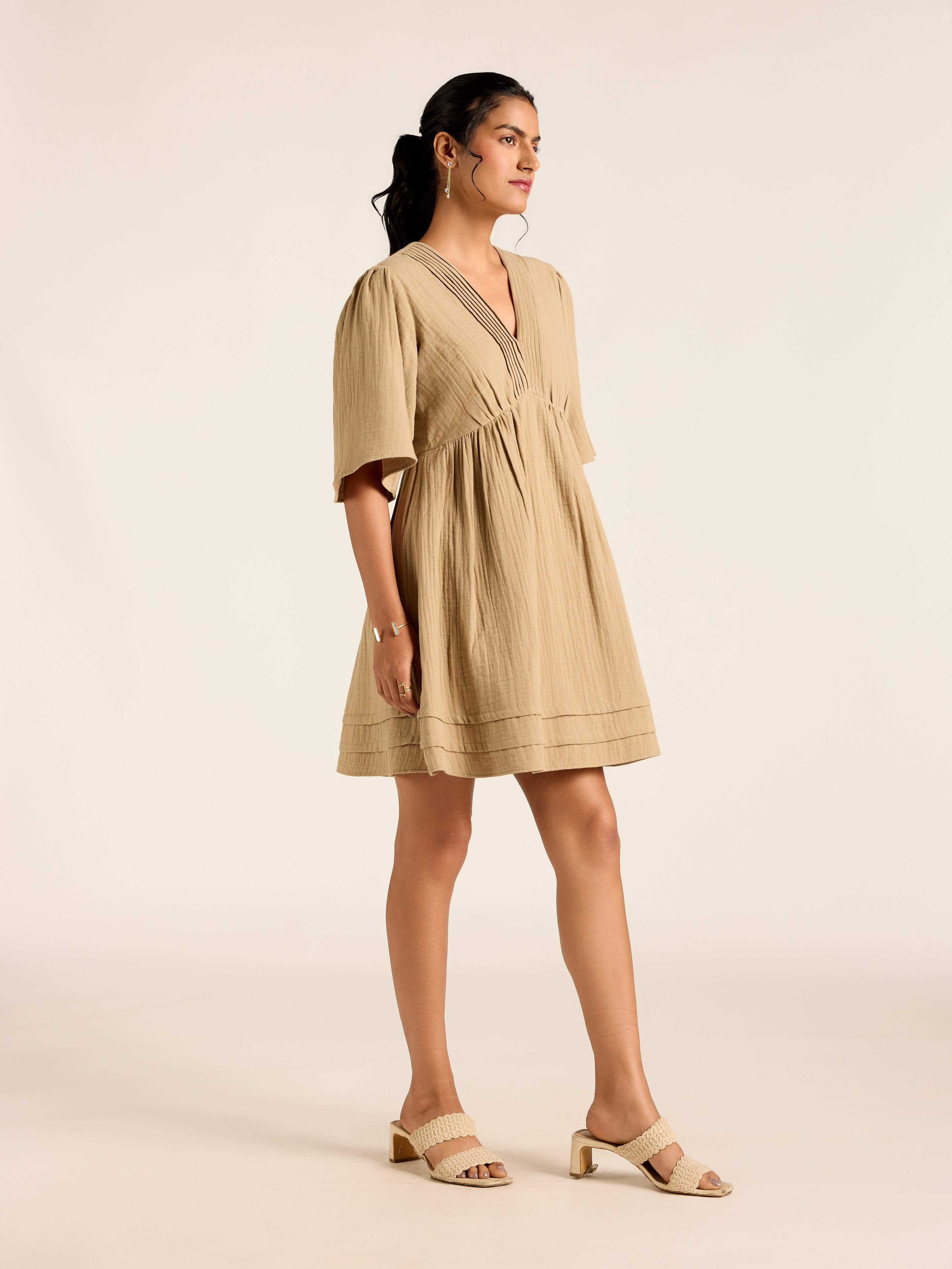 OLIVE MARGO SHORT DRESS