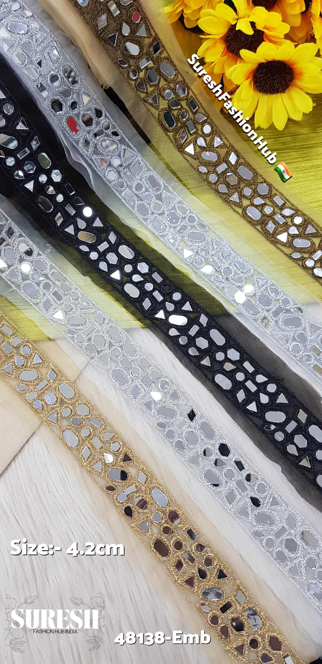 Geometric Elegance Antique Gold Mirror Lace