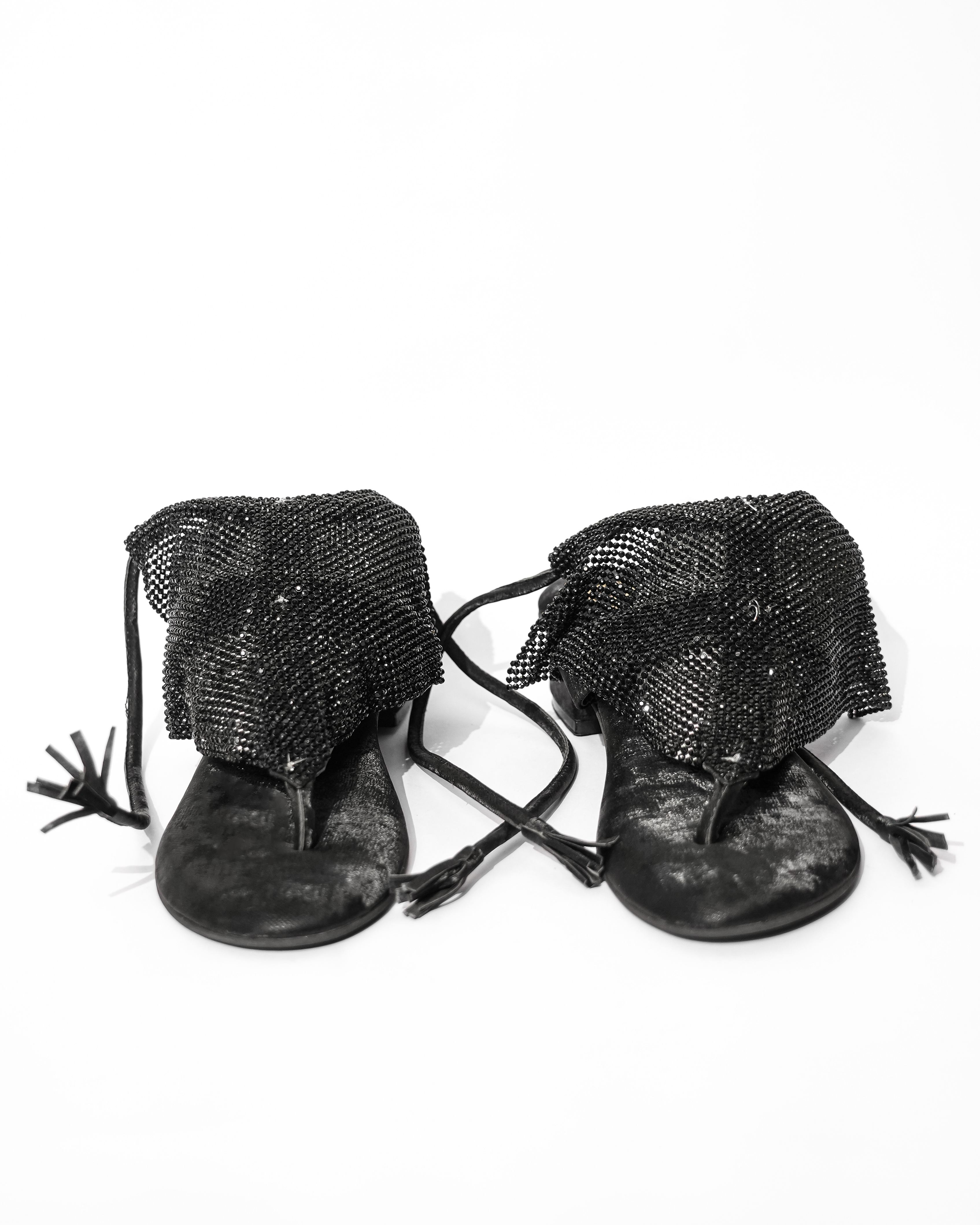 BLACK JELLY MESH HEELS