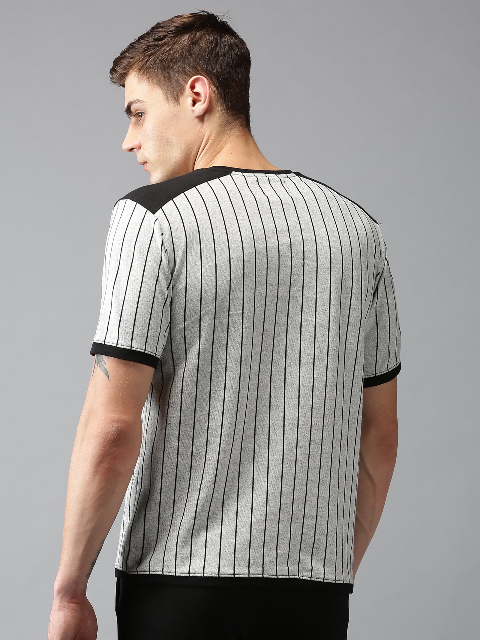 UrGear | UrGear Men Grey Trendy Striped Casual T-Shirt 2
