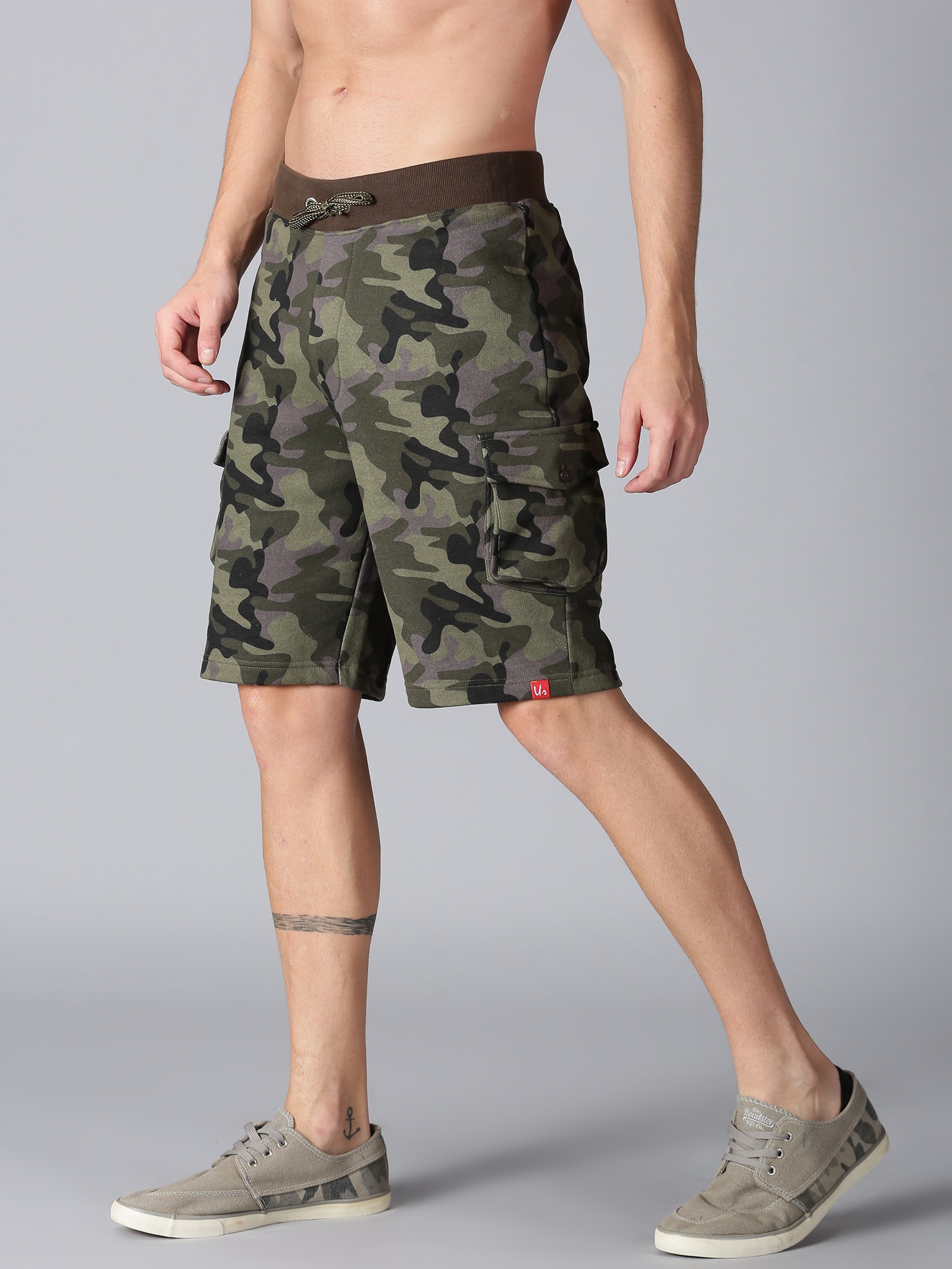 UrGear Men Olive Camouflage Baggy Shorts