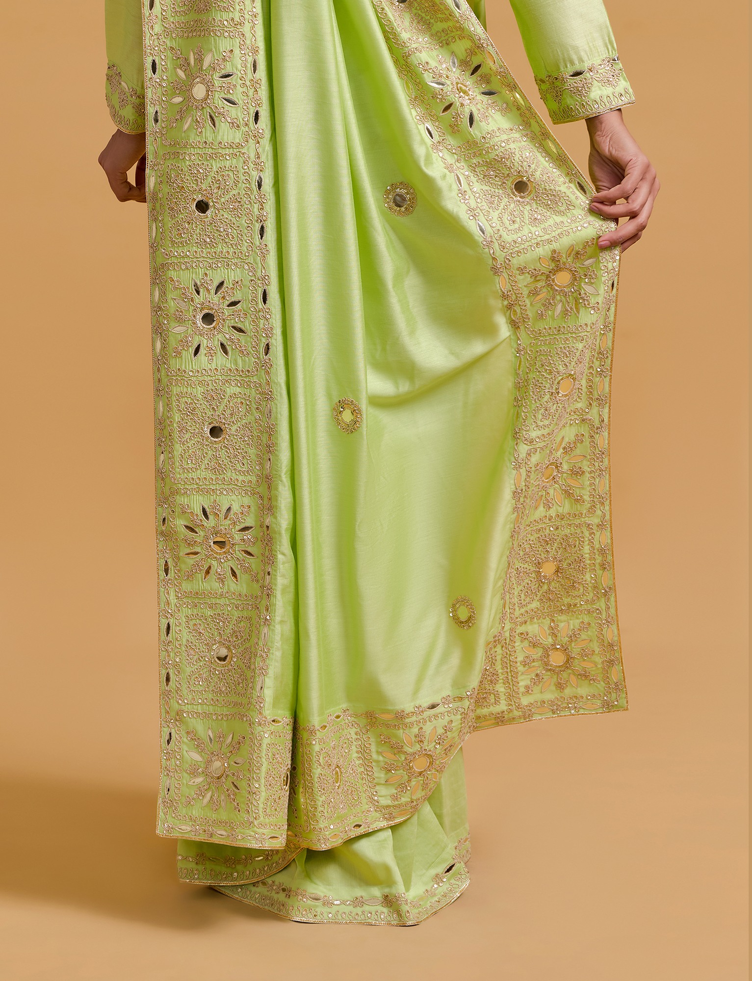 Zeenat Pista Saree