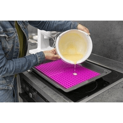 Trixie Baking Mat With Hearts for Dog Silicone (38x28 cm)