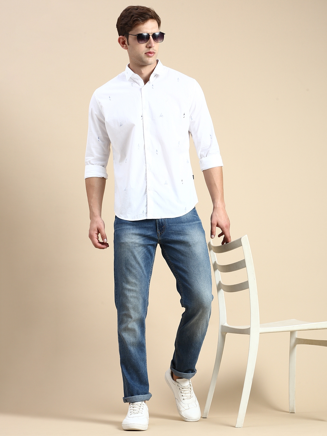Showoff | SHOWOFF Men's Spread Collar White Slim Fit Printed Shirt 4