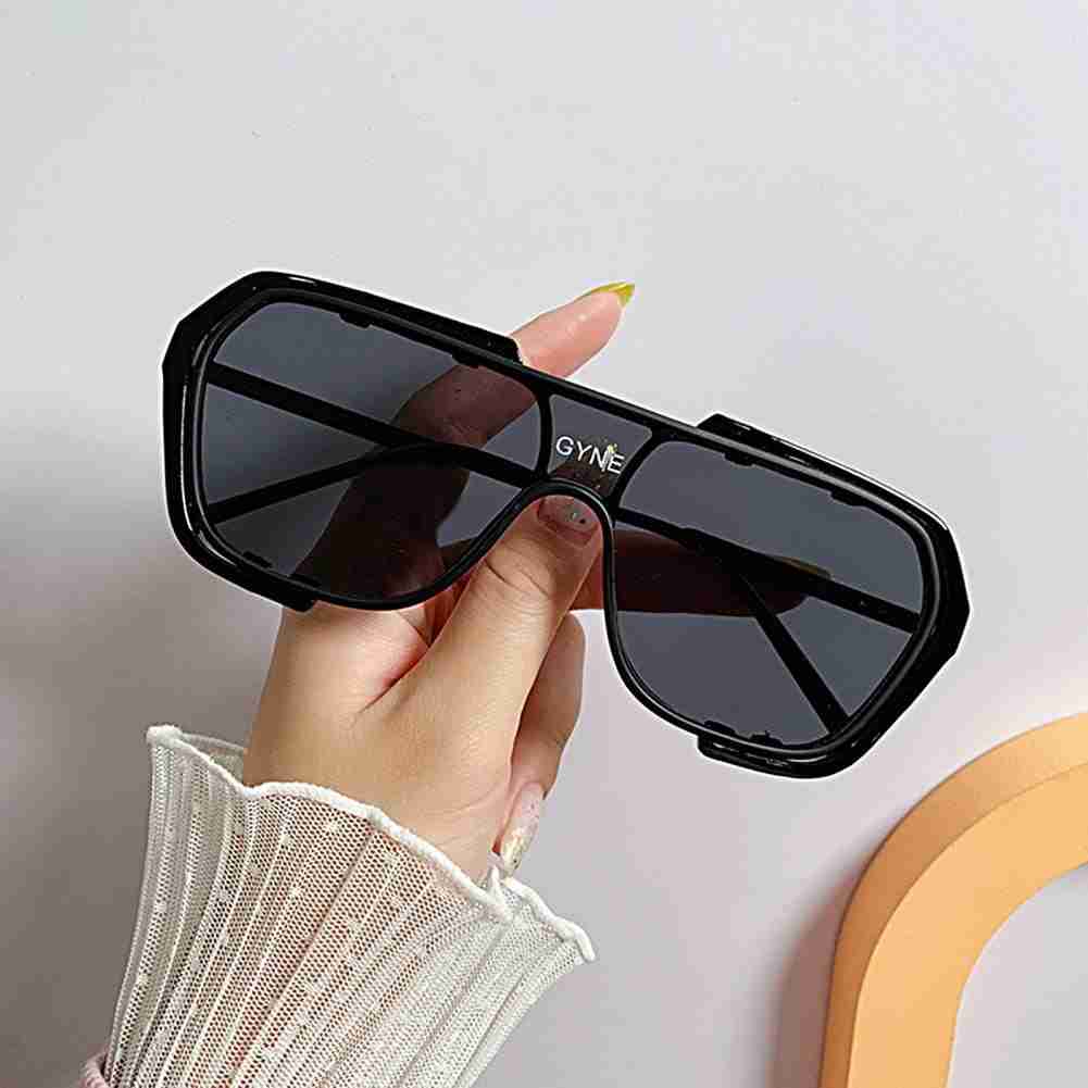 AUGEN By Visions India Retro Vintage Cateye Abstract Unisex Sunglasses Uv400 Protected Medium Size (Black, 144, Pack Of 1 - Uv Protected)
