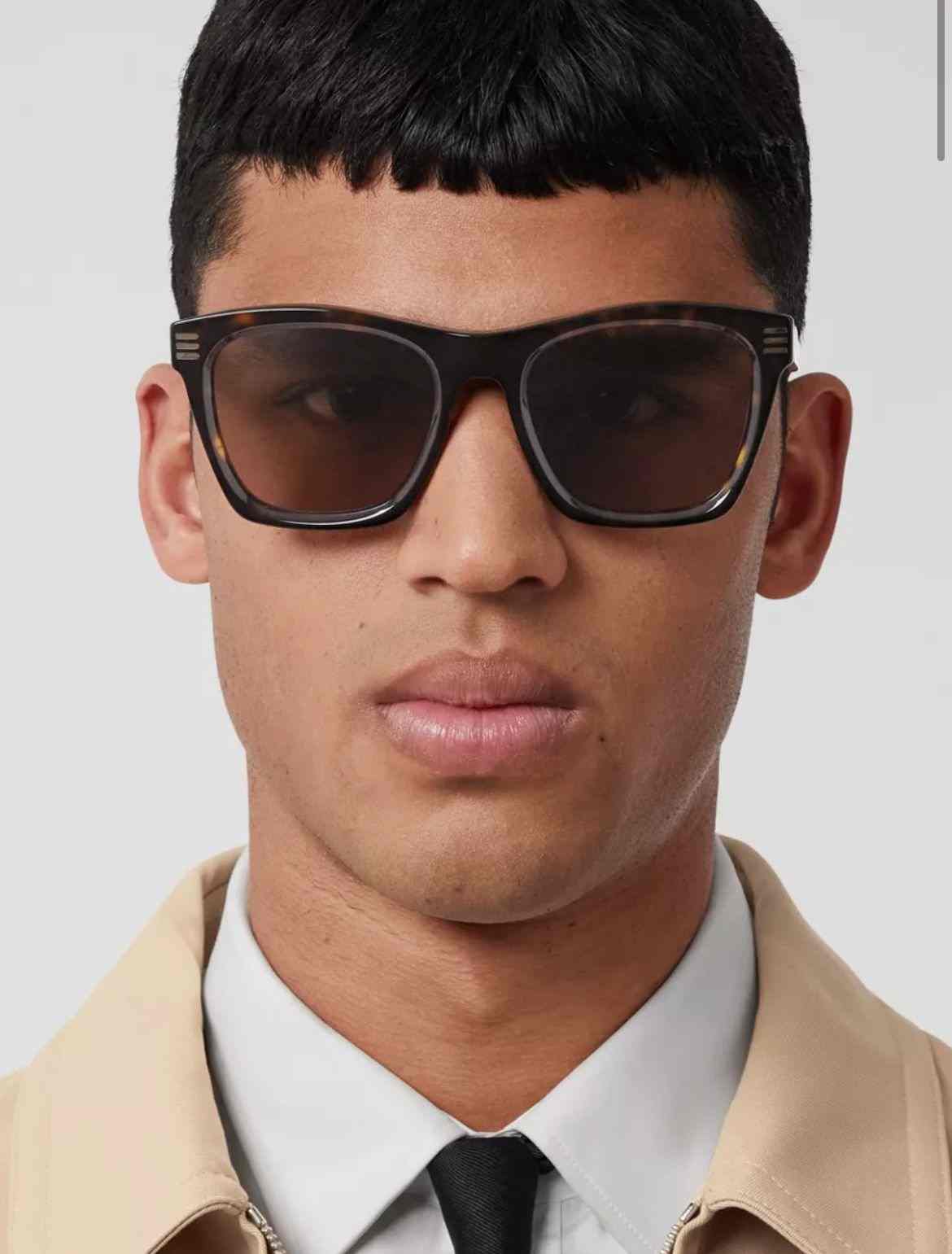 AUGEN By Visions India Retro Vintage Square Abstract Unisex Sunglasses UV400 Protected Medium Size (C3, 146)