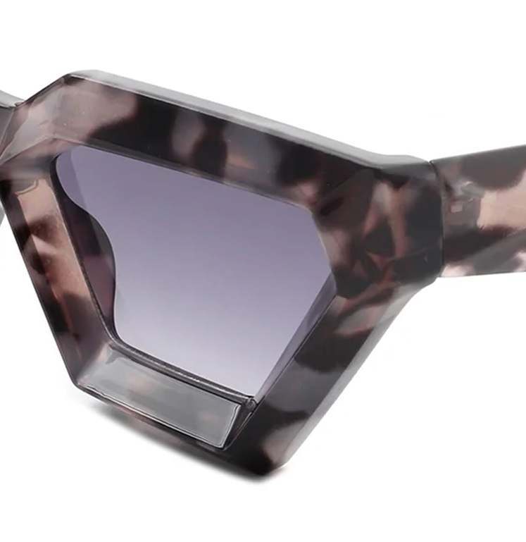 AUGEN Modern Cat Eye Plastic Unisex Sunglasses UV 400 Protected Medium Size (179-C8)