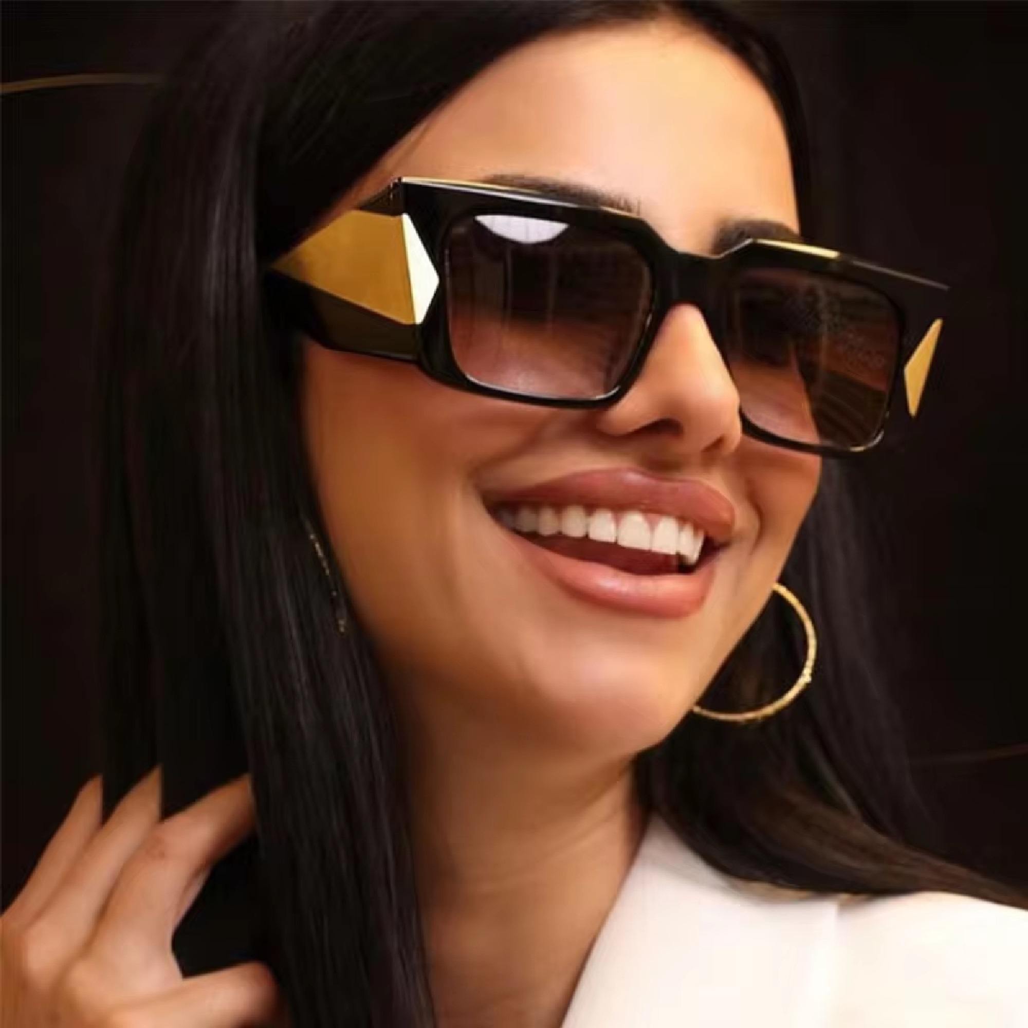 AUGEN Casual Butterfly Plastic Unisex Sunglasses UV 400 Protected Large Size (182-C4)