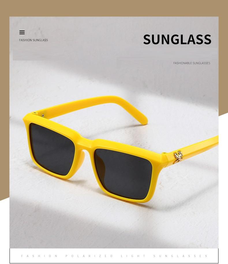 AUGEN Modern Rectangular Plastic Unisex Sunglasses UV 400 Protected Large Size (188-C3)