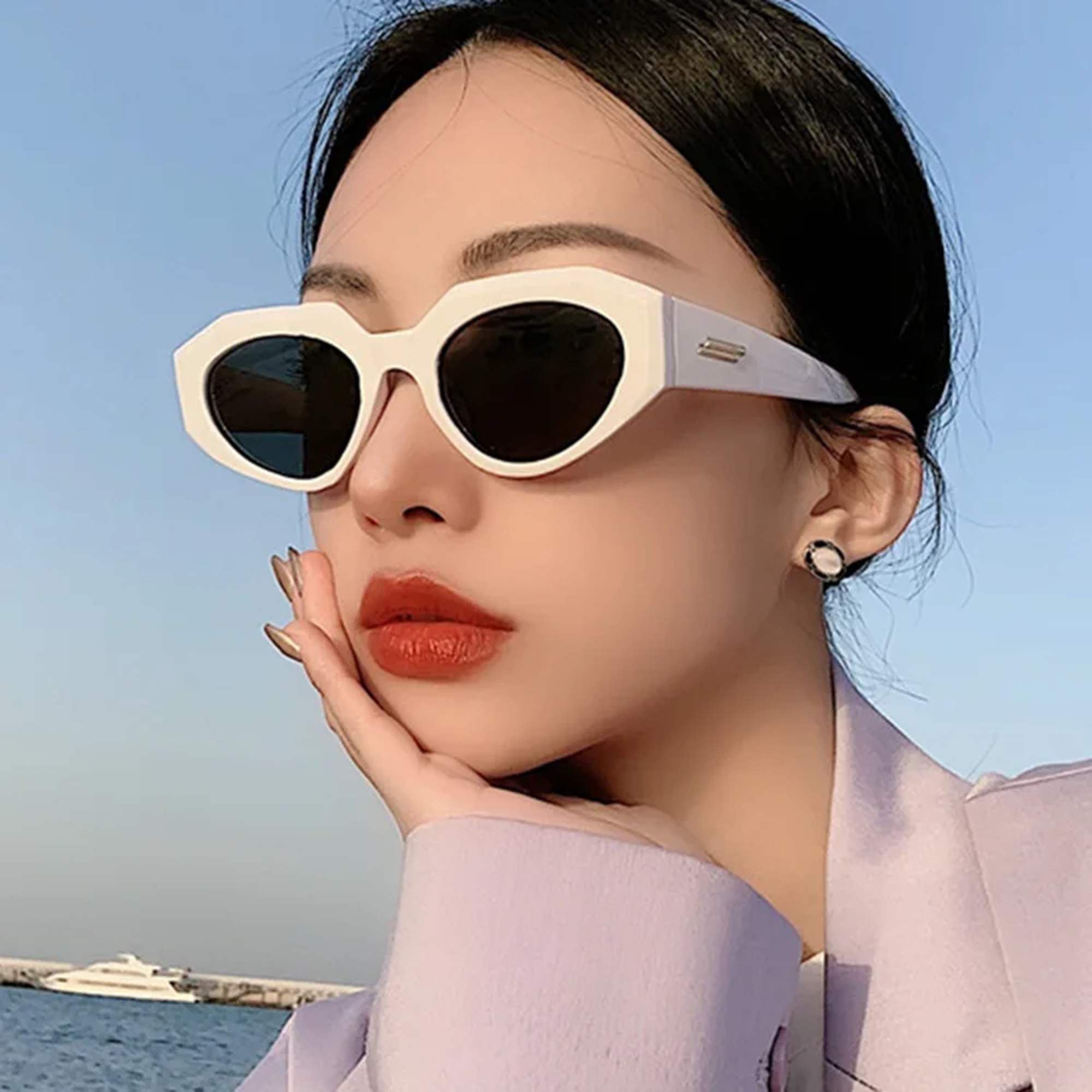 AUGEN Modern Oval Plastic Women Sunglasses UV 400 Protected Medium Size (191-C11)