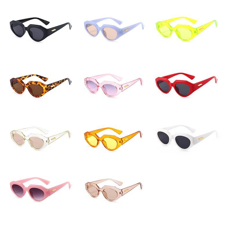AUGEN Modern Oval Plastic Women Sunglasses UV 400 Protected Medium Size (191-C5)