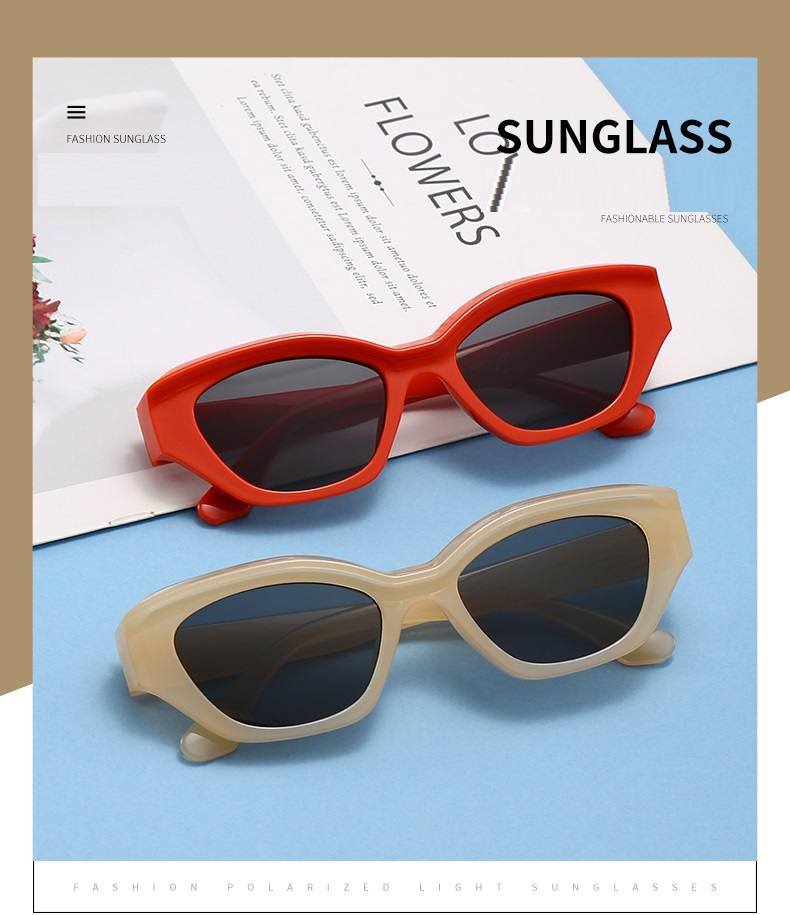 AUGEN Modern Oval Plastic Unisex Sunglasses UV 400 Protected Medium Size (193-C6)