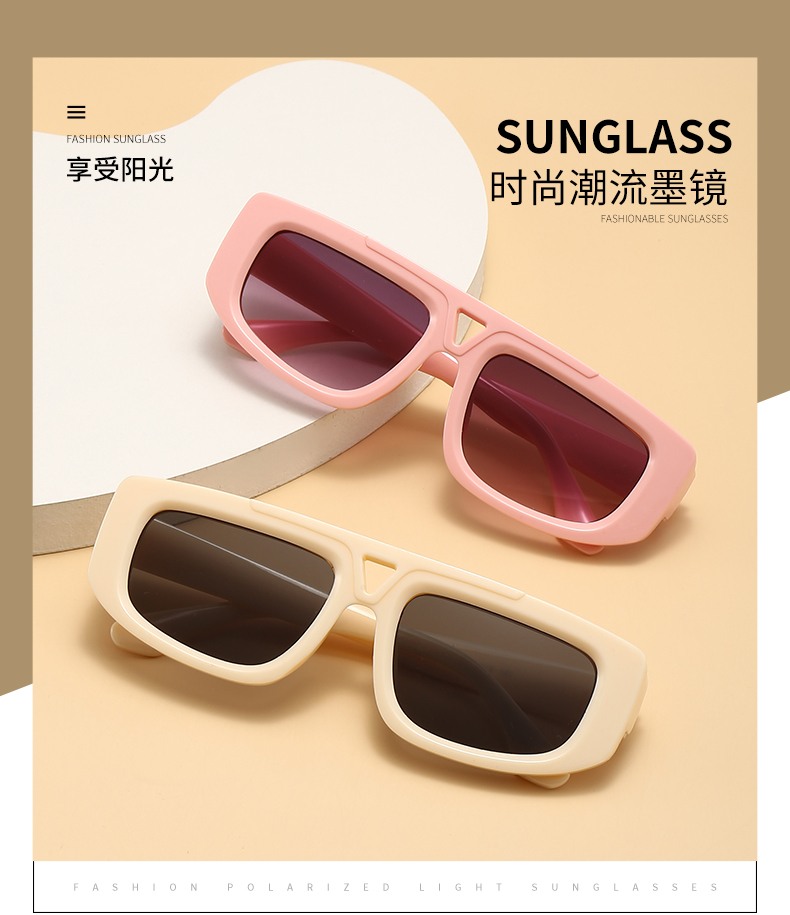 AUGEN Casual Pilot Plastic Unisex Sunglasses UV 400 Protected Large Size (194-C6)