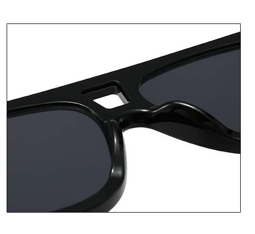 AUGEN Casual Pilot Plastic Unisex Sunglasses UV 400 Protected Large Size (198-C1)