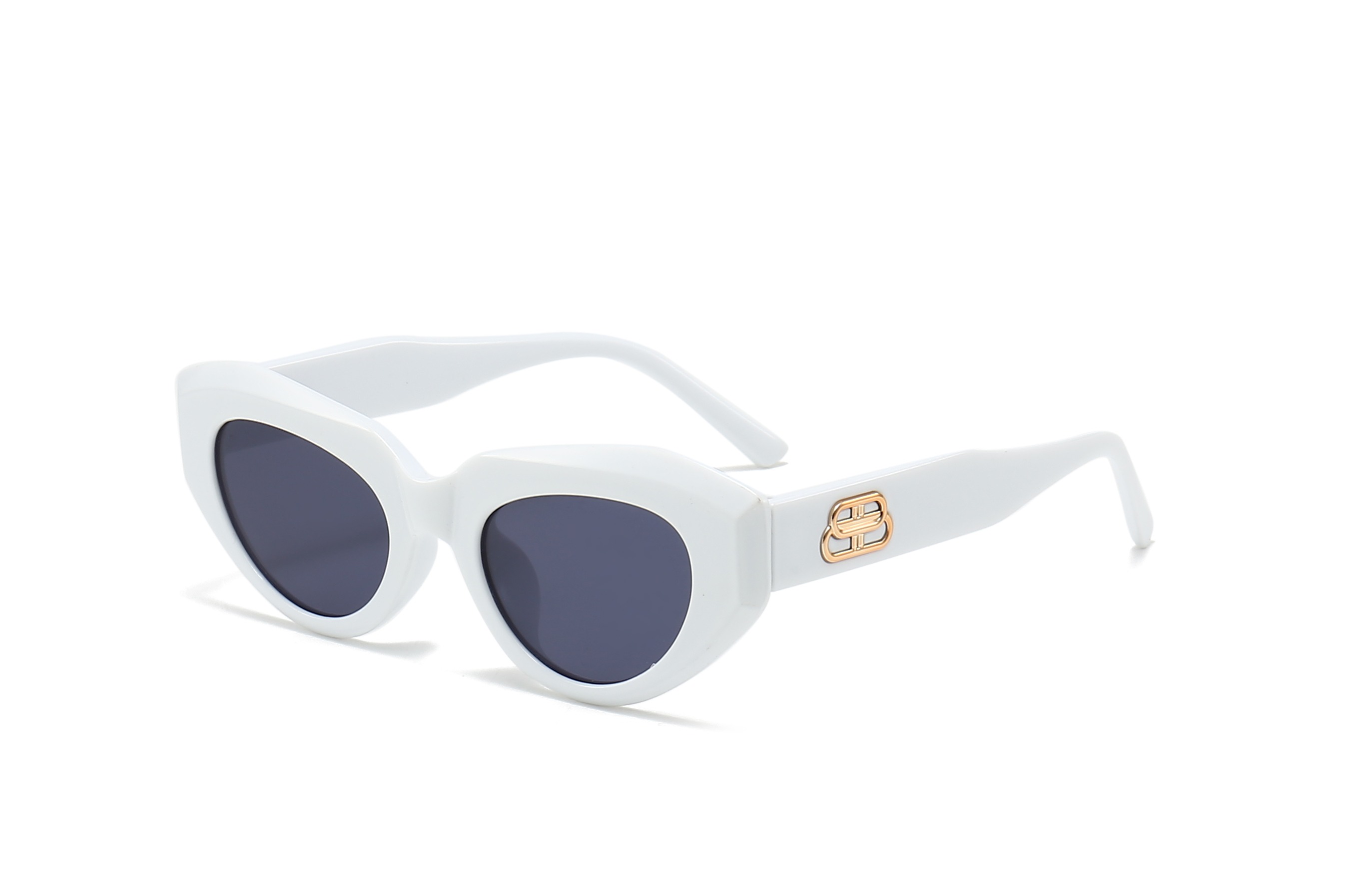 AUGEN Modern Cat Eye Plastic Women Sunglasses UV 400 Protected Medium Size (203-C3)