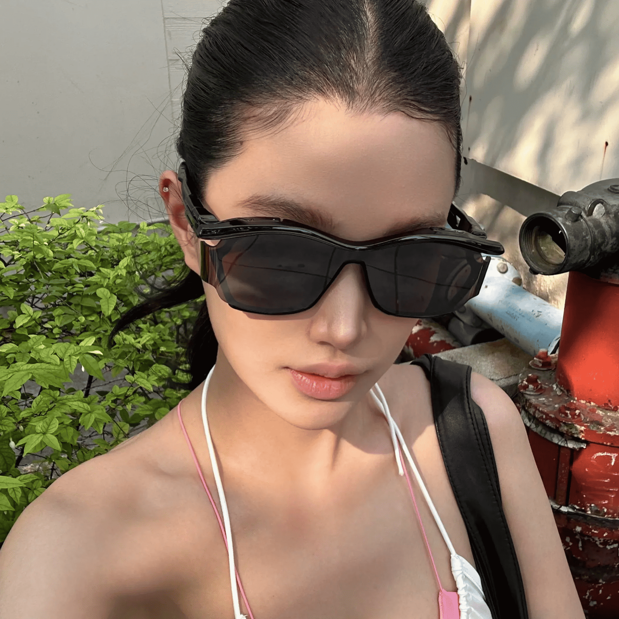 AUGEN Vintage Curved Lens Sports Sunglasses for Men & Women | Punk Designer Outdoor Popular Shades | Lightweight PC Frame, HD Lenses, Wraparound UV-Protective Eyewear for Cycling, Driving, Running & Travel (M276-C4)