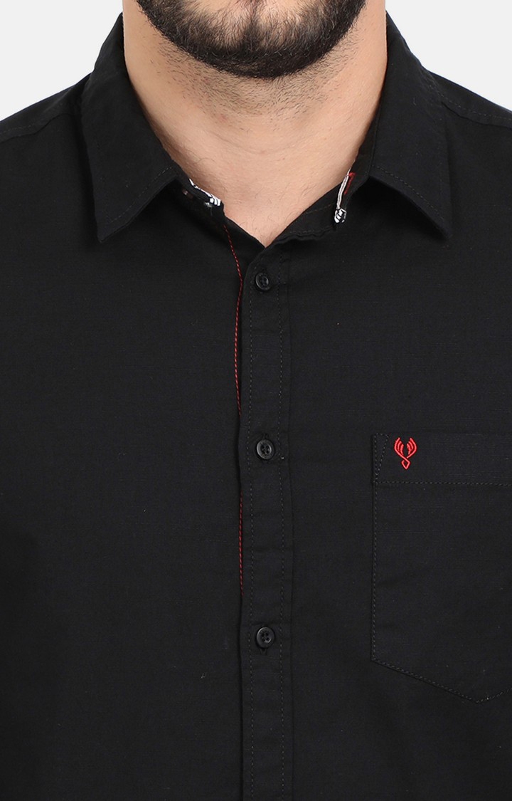 VUDU | Men's Black Solid Casual Shirt