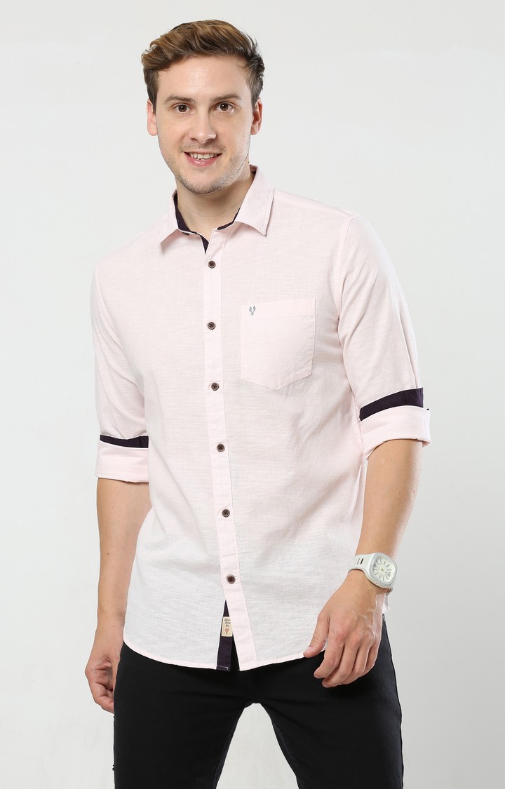 VUDU | Men's Pink Solid Casual Shirt
