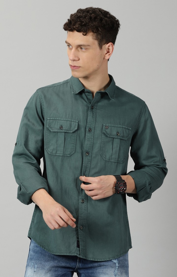 VUDU | Men's Forest Green Solid Casual Shirt