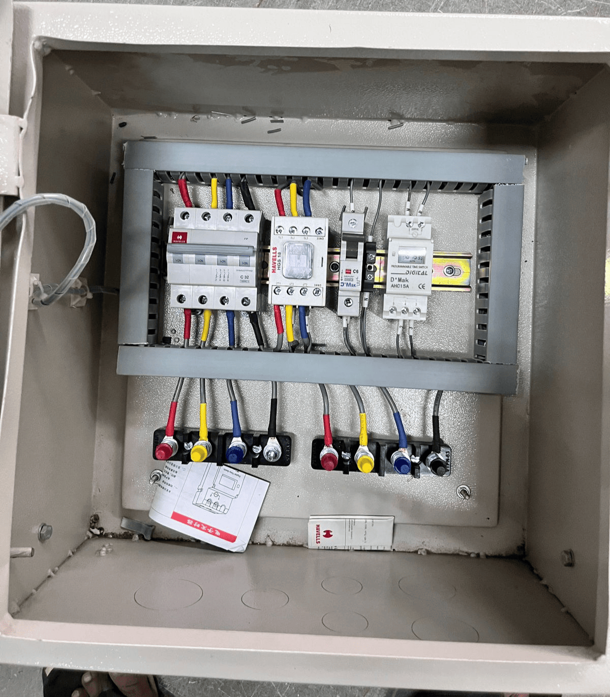 01676 (D'MAK Power Distribution Panel- D'MAK/2025-26/01676)
