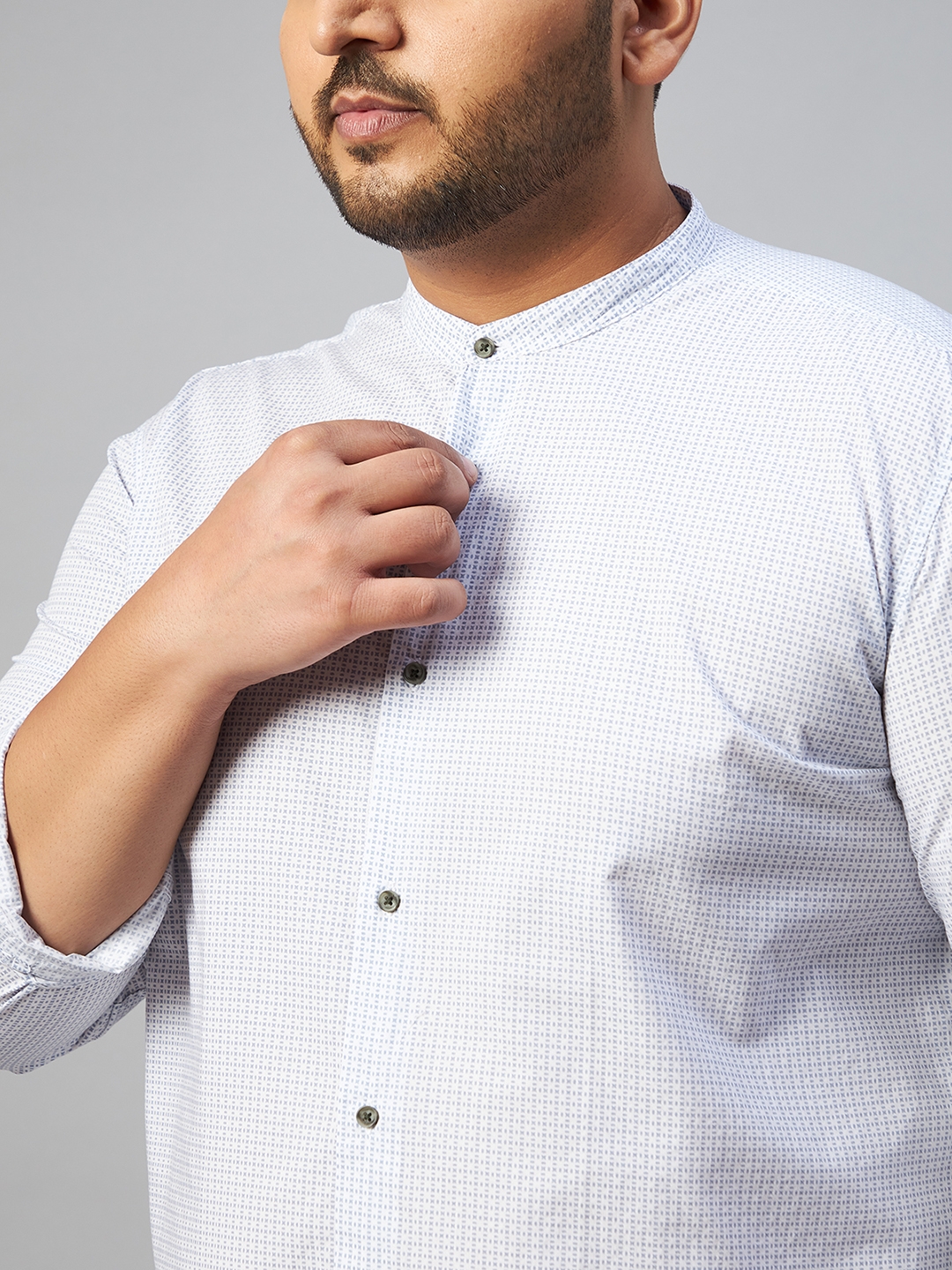 SHOWOFF Plus | SHOWOFF Plus Men White Printed Mandarin Collar Full Sleeves Regular Fit Casual Shirt 5