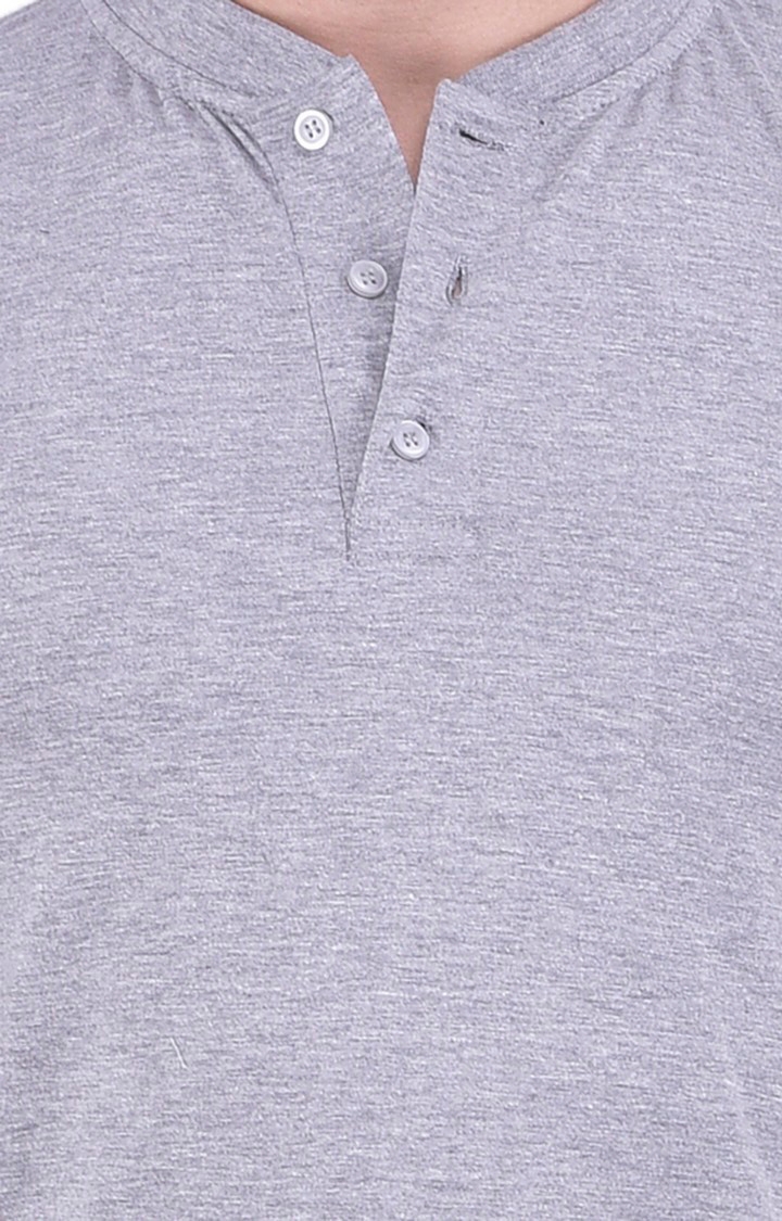 Weardo | Men's Grey Cotton Solid Regular T-Shirts 4