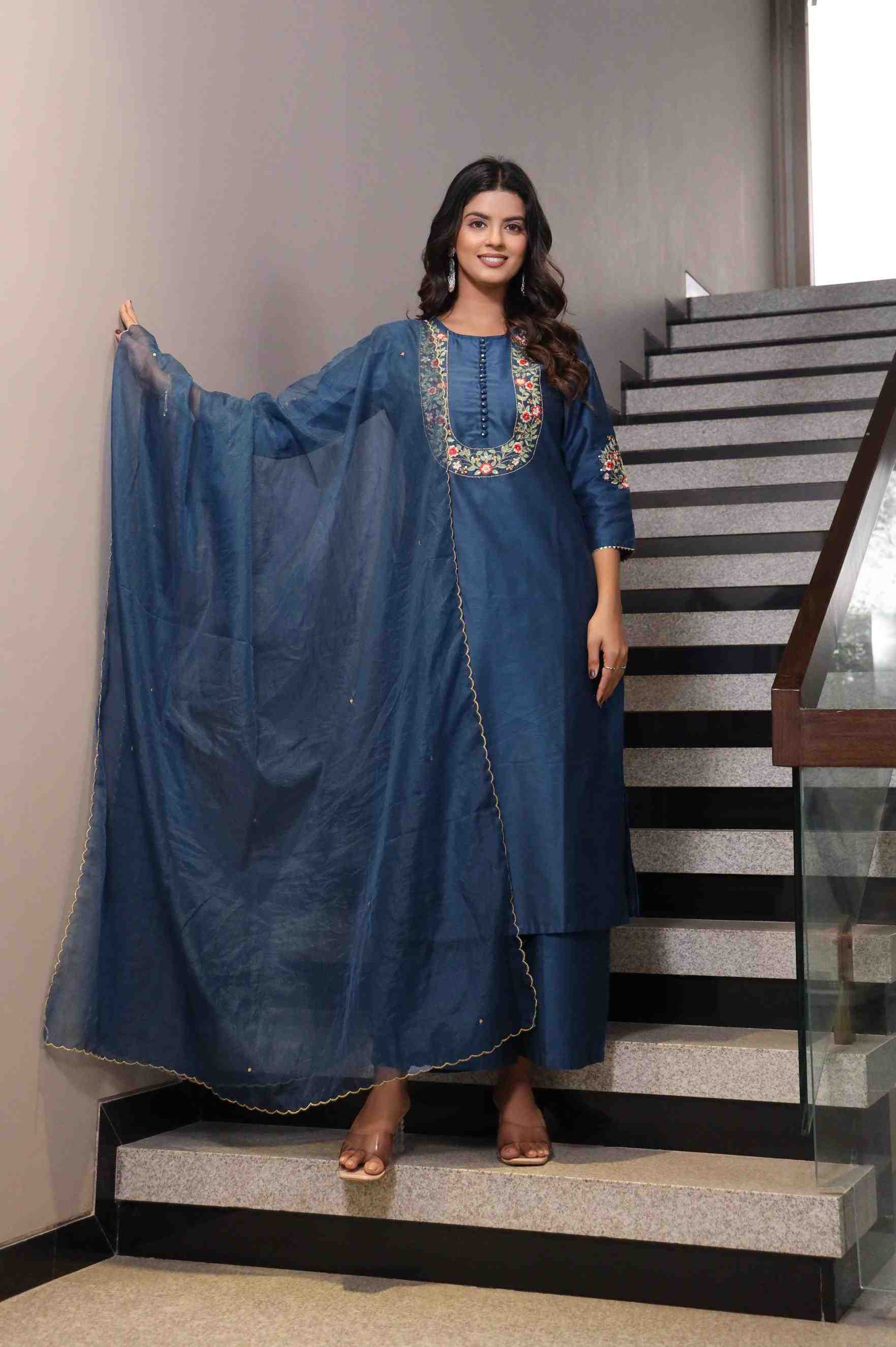 WOMEN''S BLUE EMBROIDERED KURTA SET WITH DUPATTA