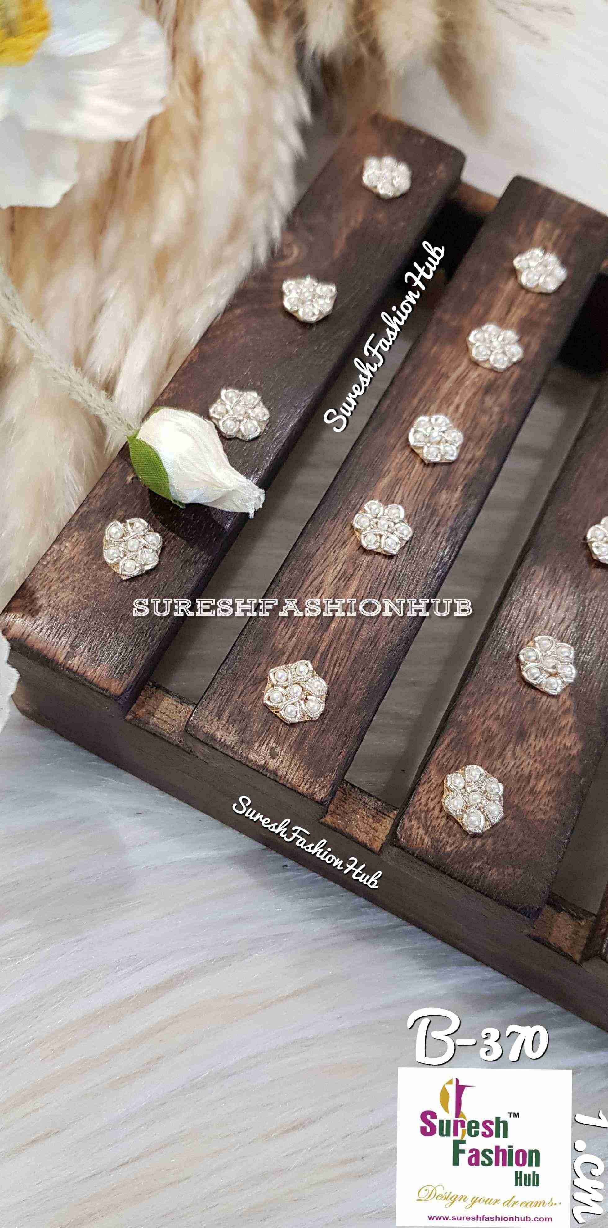 Floral Handmade Butties : Gold Shade