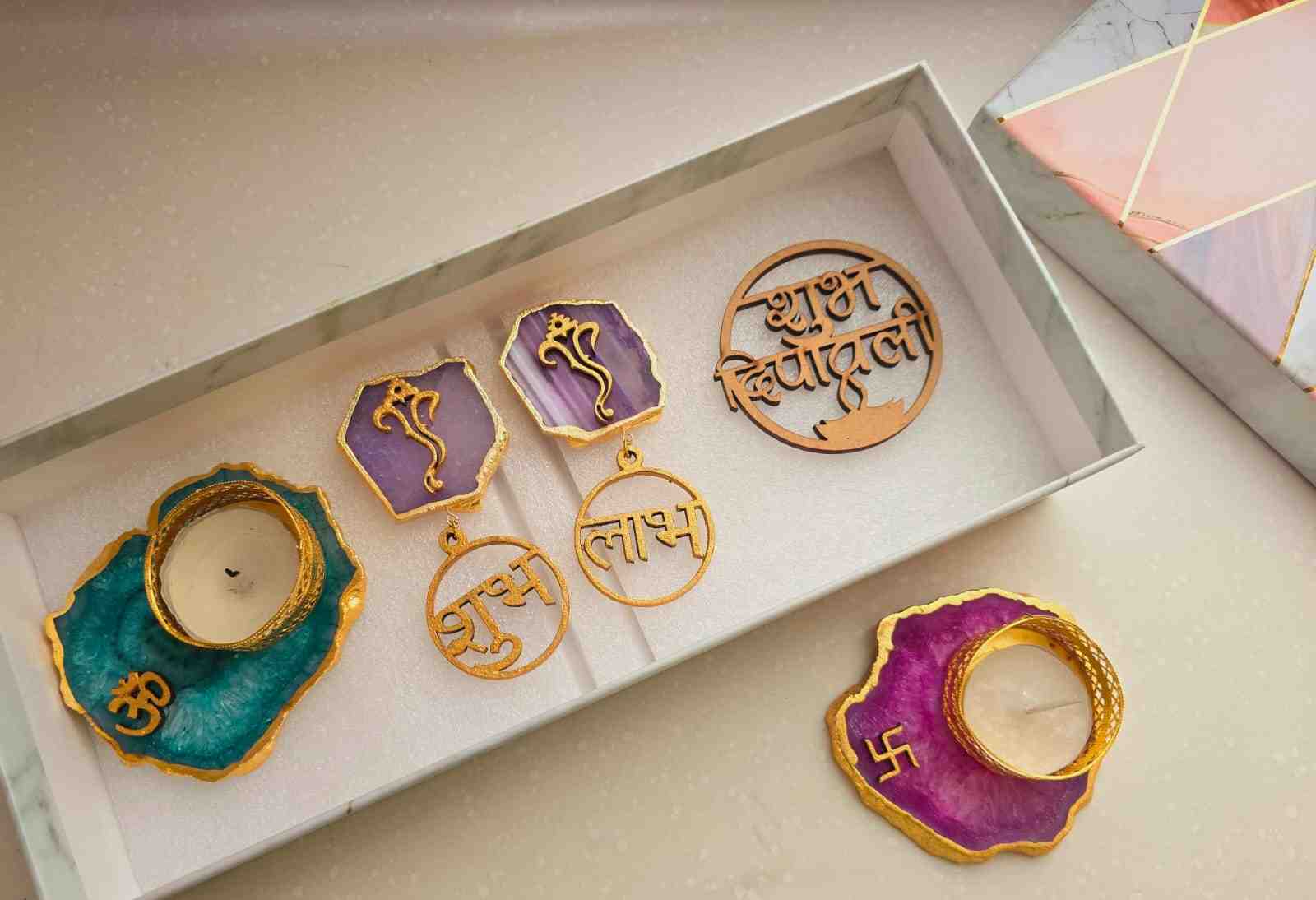 A beautiful set of three gift combo