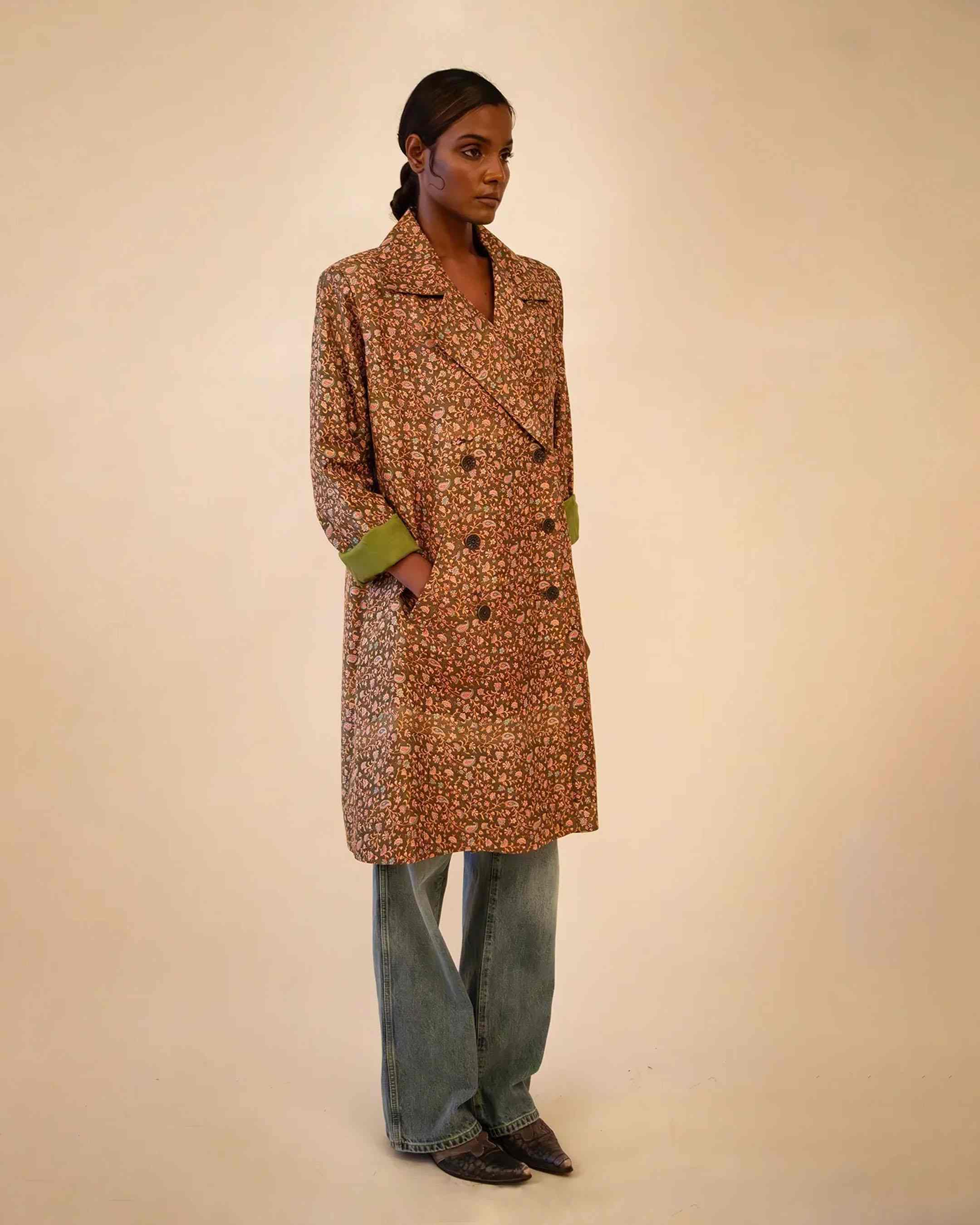 Ved I Coat