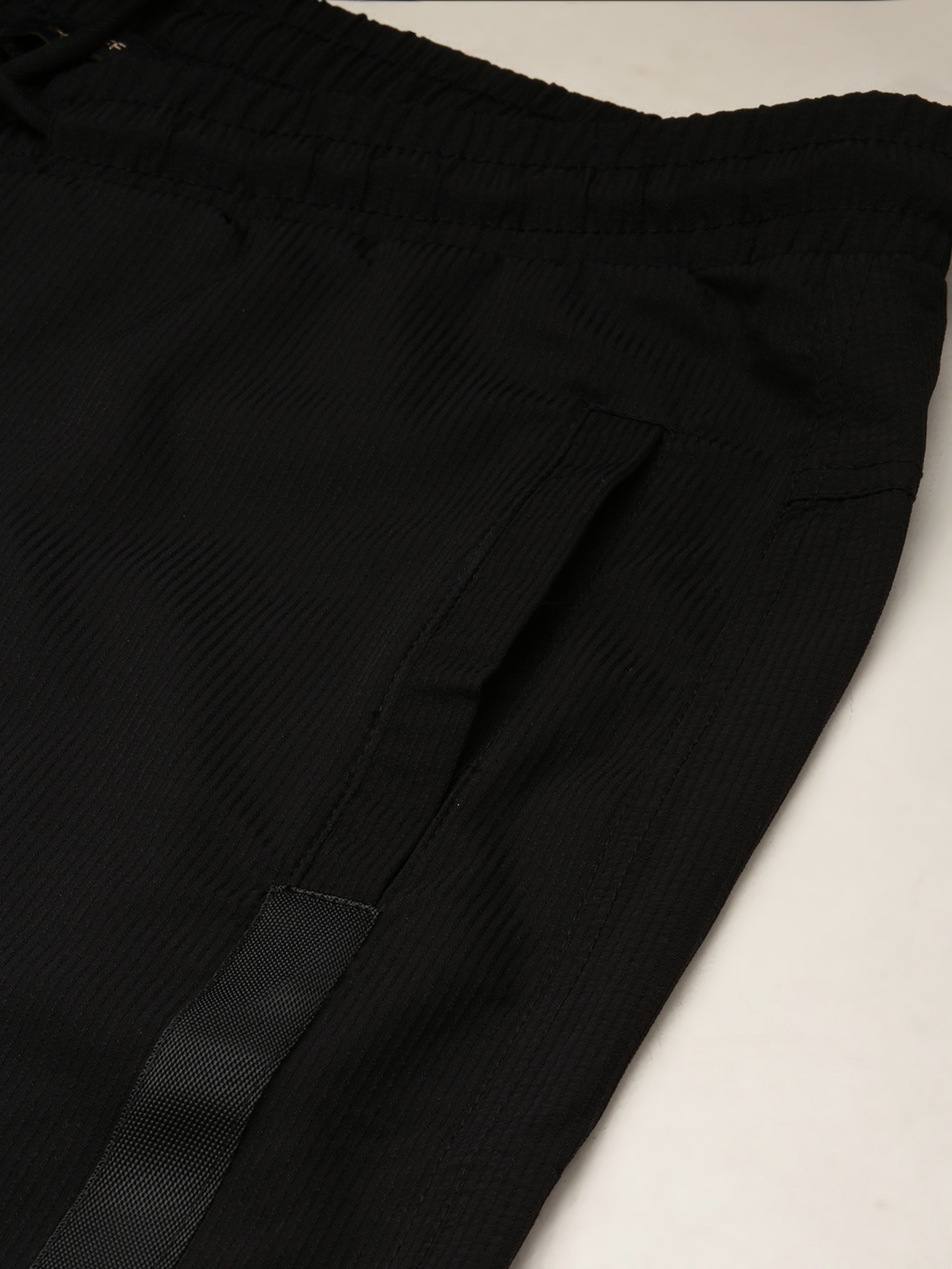 Showoff | SHOWOFF Men's Self Design Black Regular Fit Regular Track Pant 5