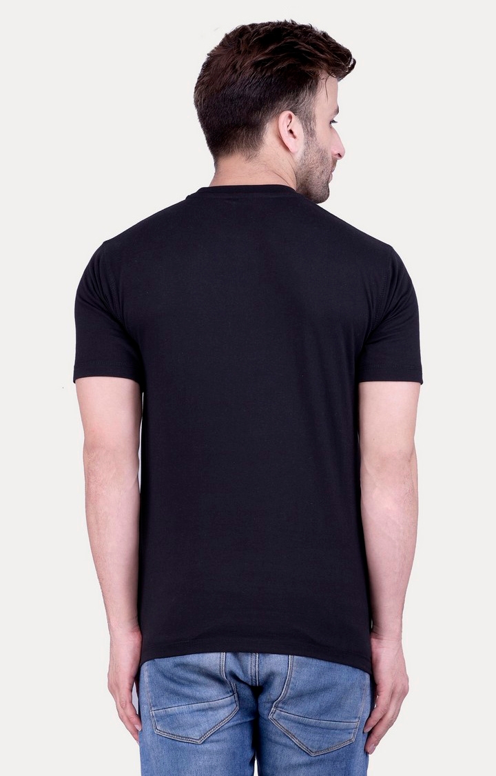Weardo | Men's Black Cotton Solid Regular T-Shirts 3