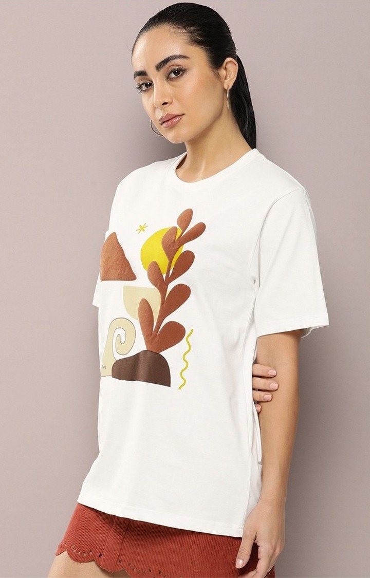 Dillinger | Women's Off White Graphic Oversized T-Shirt