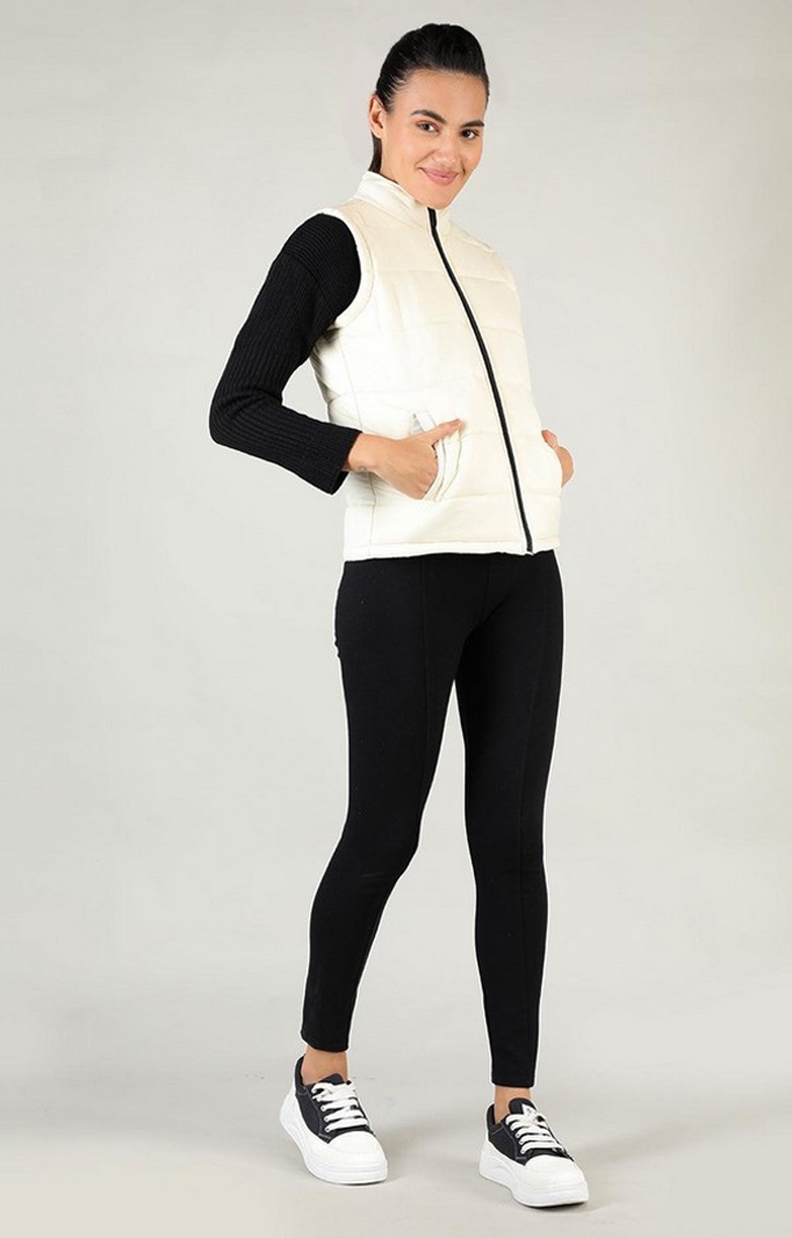 Women's White Solid Polyester Gilet