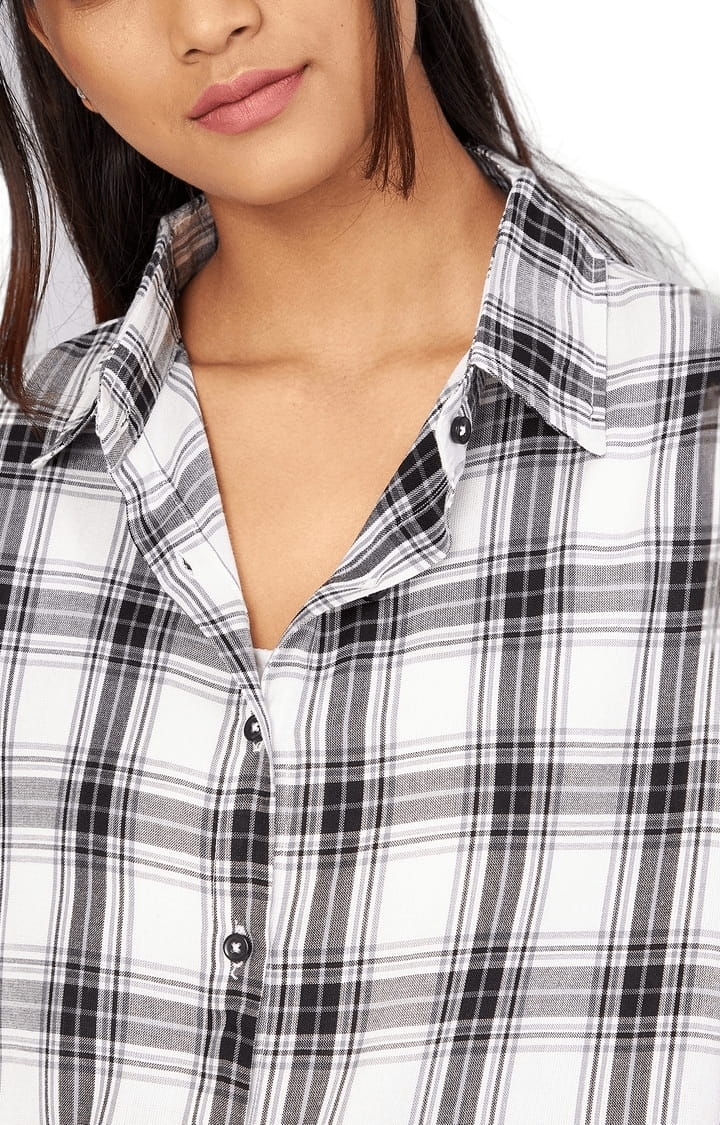 Women's White and Black Viscose Checked Crop Shirt