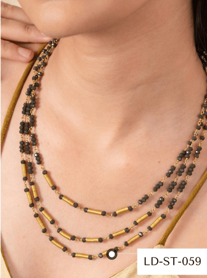 Three layered crystal neclace