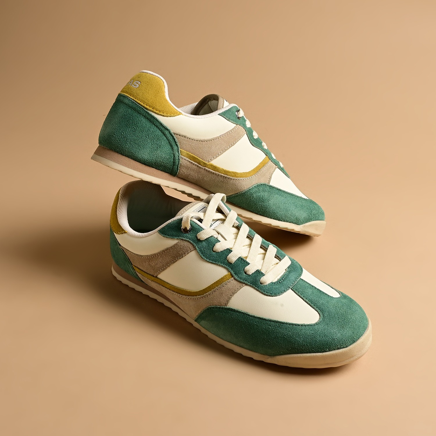Men's HyperTrack Green White Sneakers