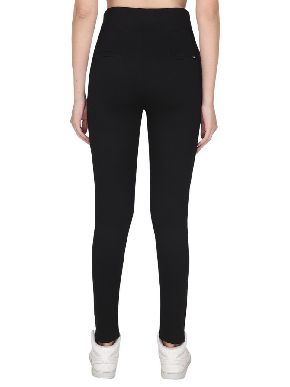 Albion By CnM Women Black Jegging*