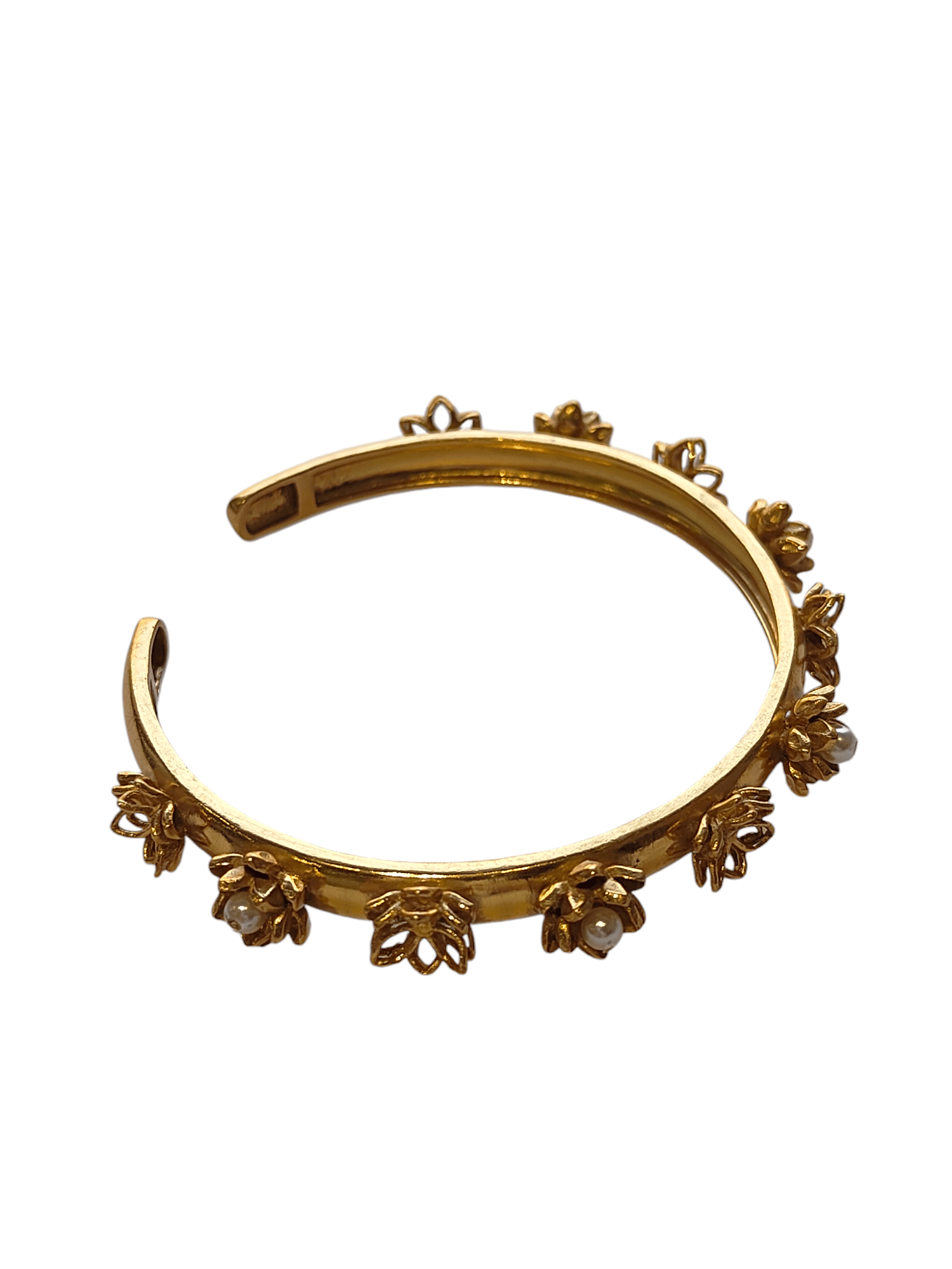 BAGEECHA BANGLE