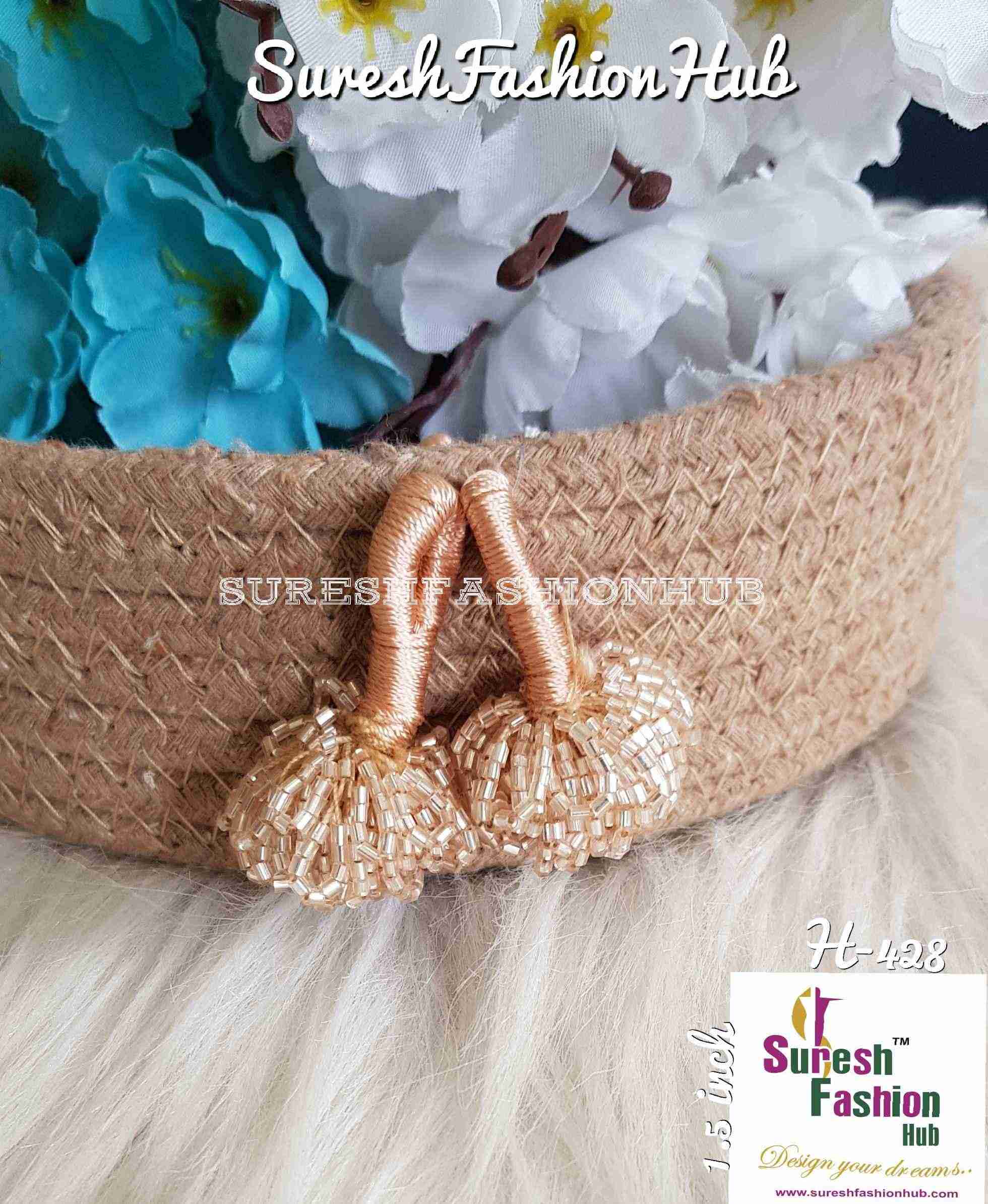 Indian Laces Embellishments Embroidery Saree Border Wholesale Silk Crafting Sewing Decorative Designer Ribbons #Blackborder  #Fancylaces #Decorativetrims #Embroideredborder #Sewingtrims #テープ #minne #lndianlaces #Sareeborder #アニー都城 #pasamanerías #pasamaneriasbordadas #Embellishments #可愛いマスク #Embroiderytrimmings #アクセサリー