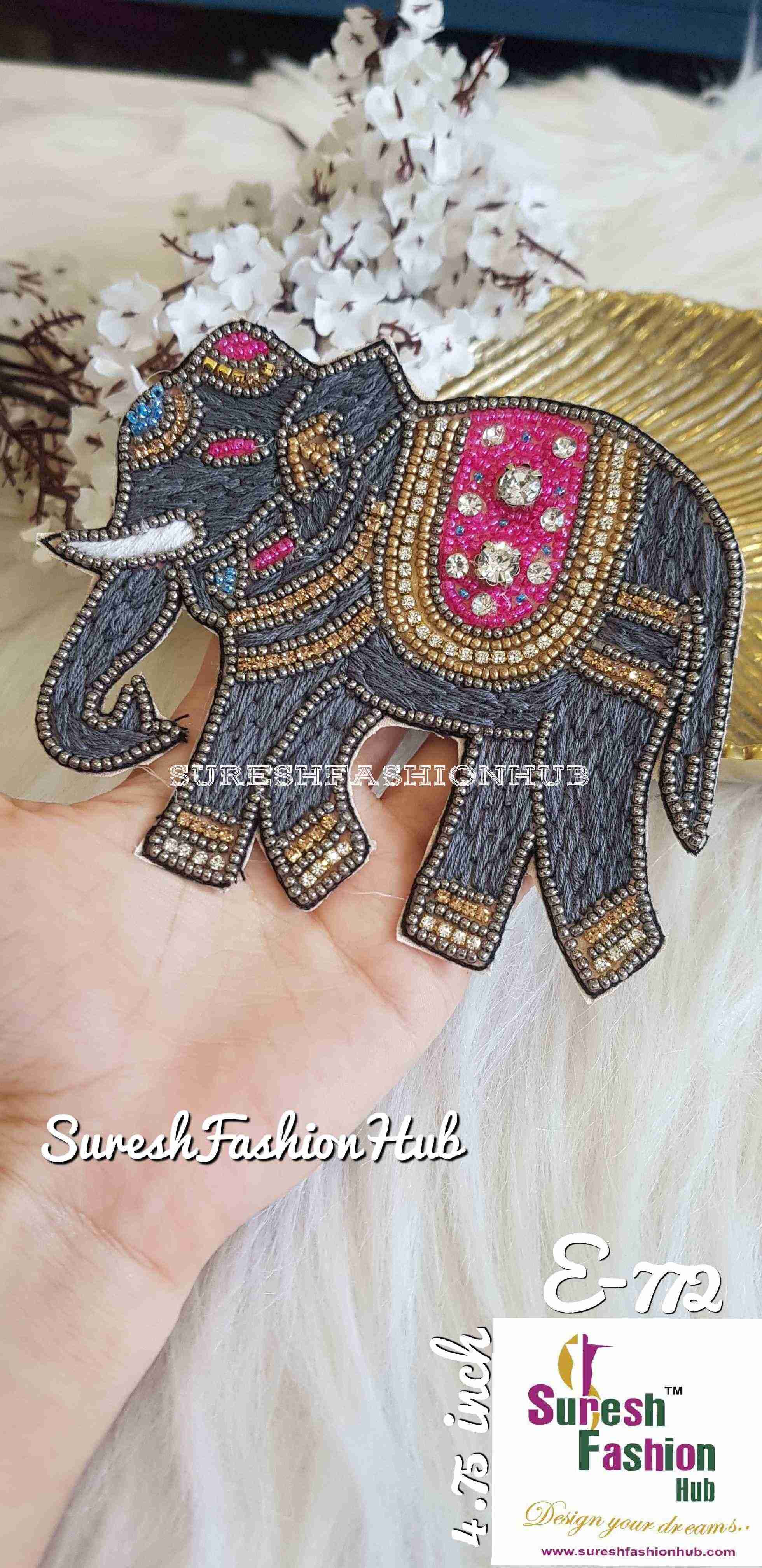 Indian Laces Embellishments Embroidery Saree Border  Wholesale Silk Crafting Sewing Decorative Designer Ribbons #bohobagmaking #fedorahats  #minne  #lndianlaces  #Sareeborder #アニー都城  #pasamanerías #pasamaneriasbordadas #Embellishments #可愛いマスク  #Embroiderytrimmings #アクセサリーパーツ #インドレース #homedecorating #galonesimportados #